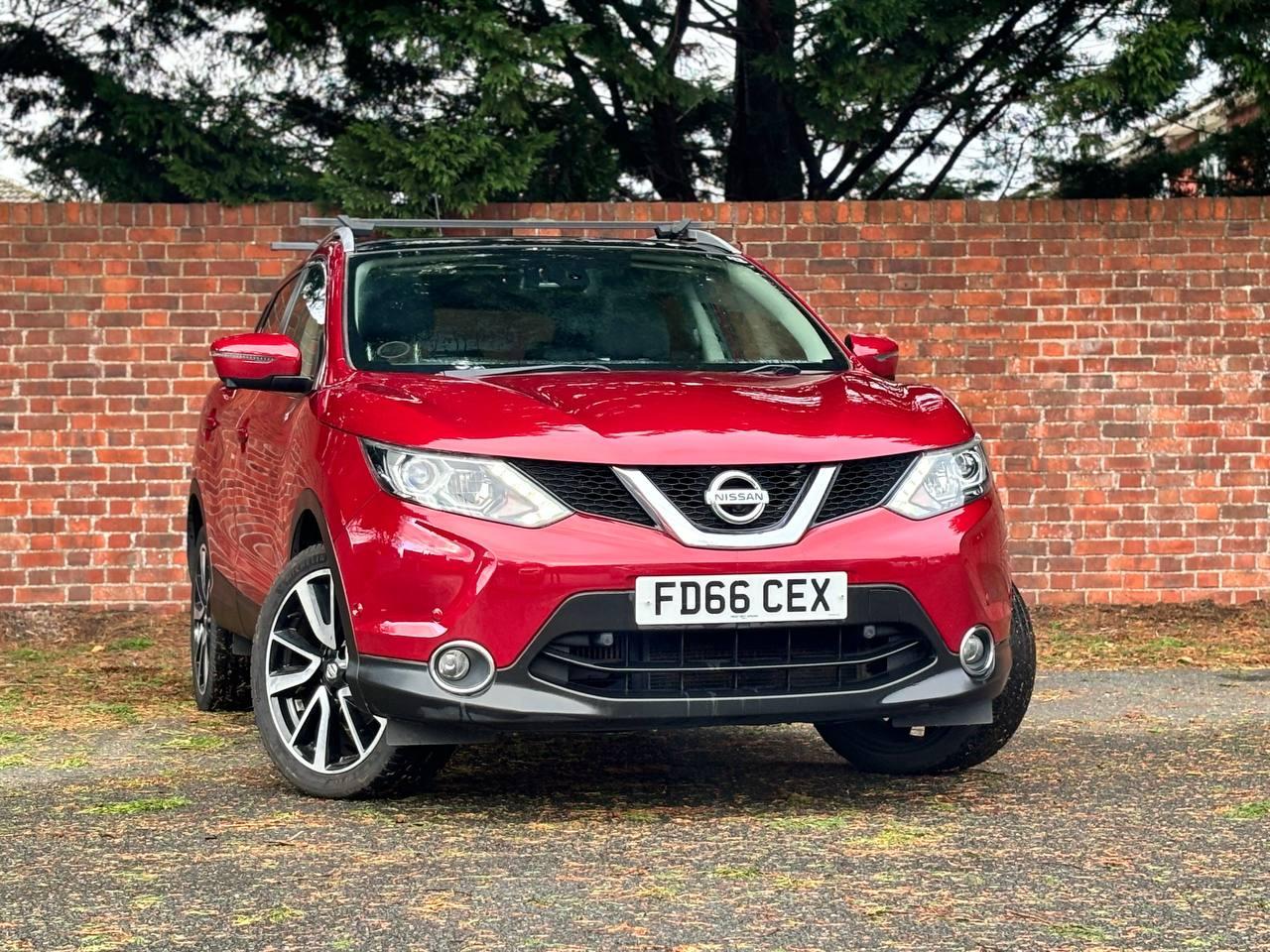 Nissan Qashqai 1.2 DIG-T Tekna SUV 5dr Petrol Manual 2WD Euro 6 (s/s) (115 ps)