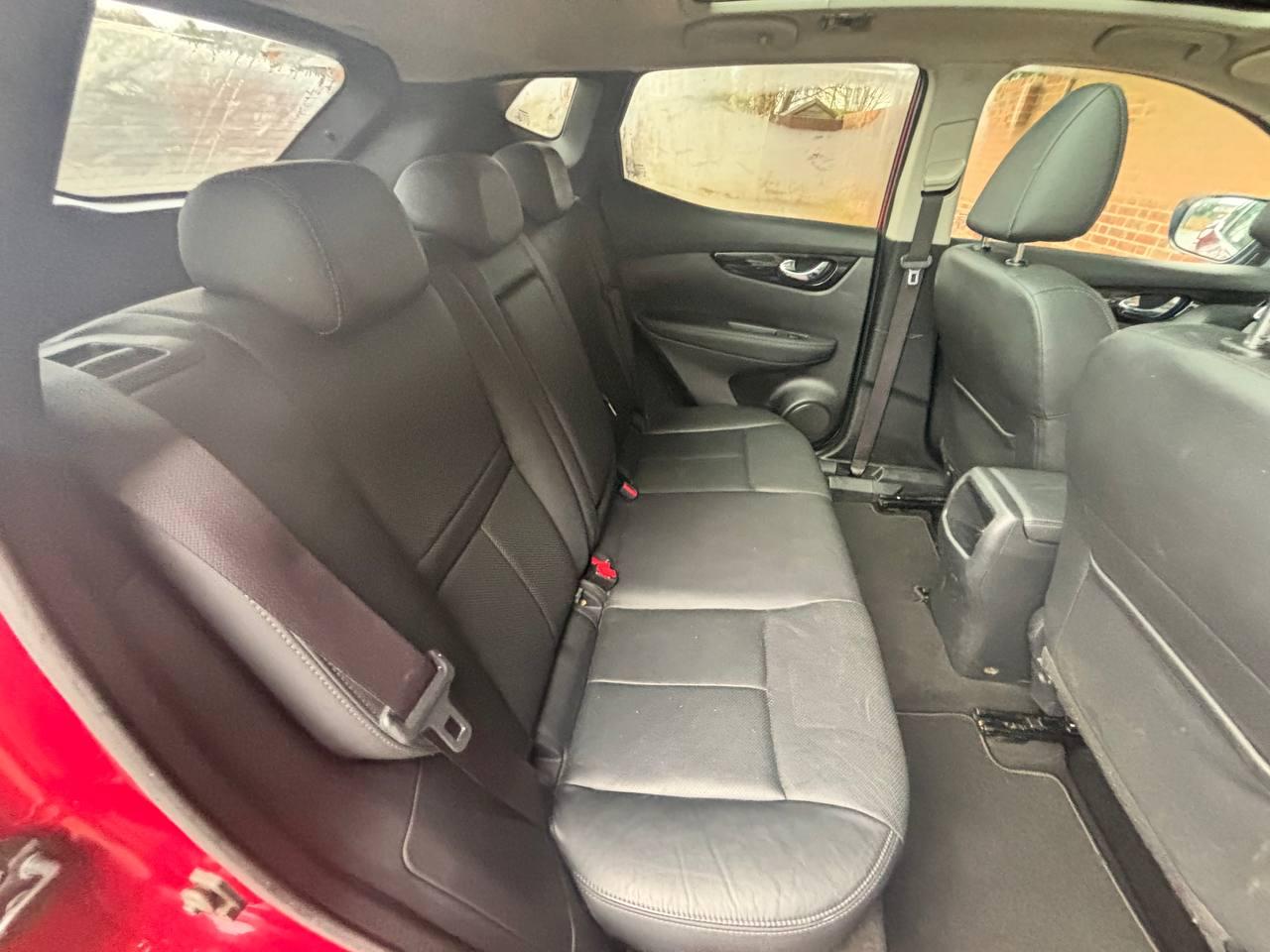 Nissan Qashqai 1.2 DIG-T Tekna SUV 5dr Petrol Manual 2WD Euro 6 (s/s) (115 ps)