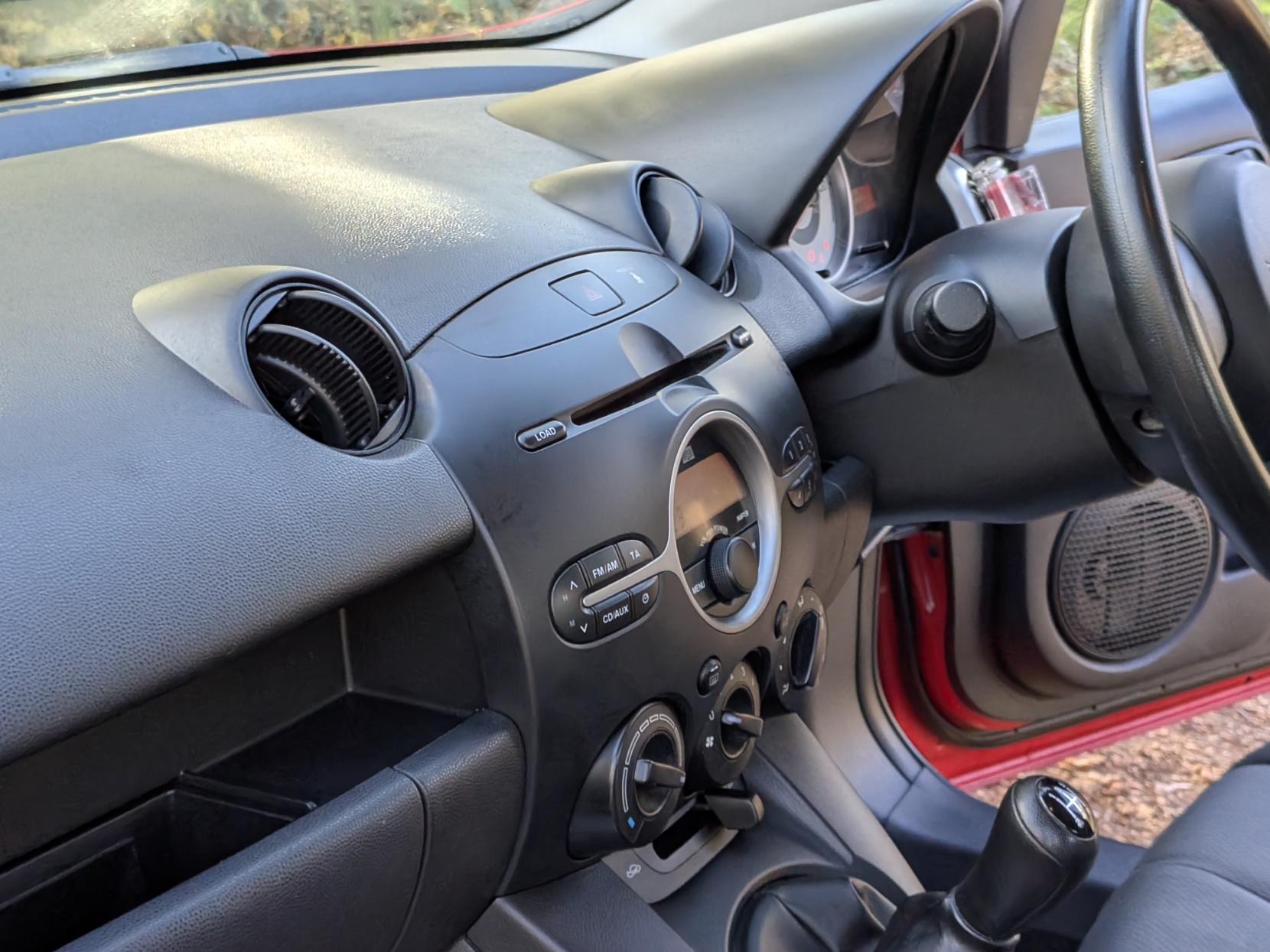 Mazda Mazda2 1.3 TS Hatchback 5dr Petrol Manual Euro 4 (75 ps)