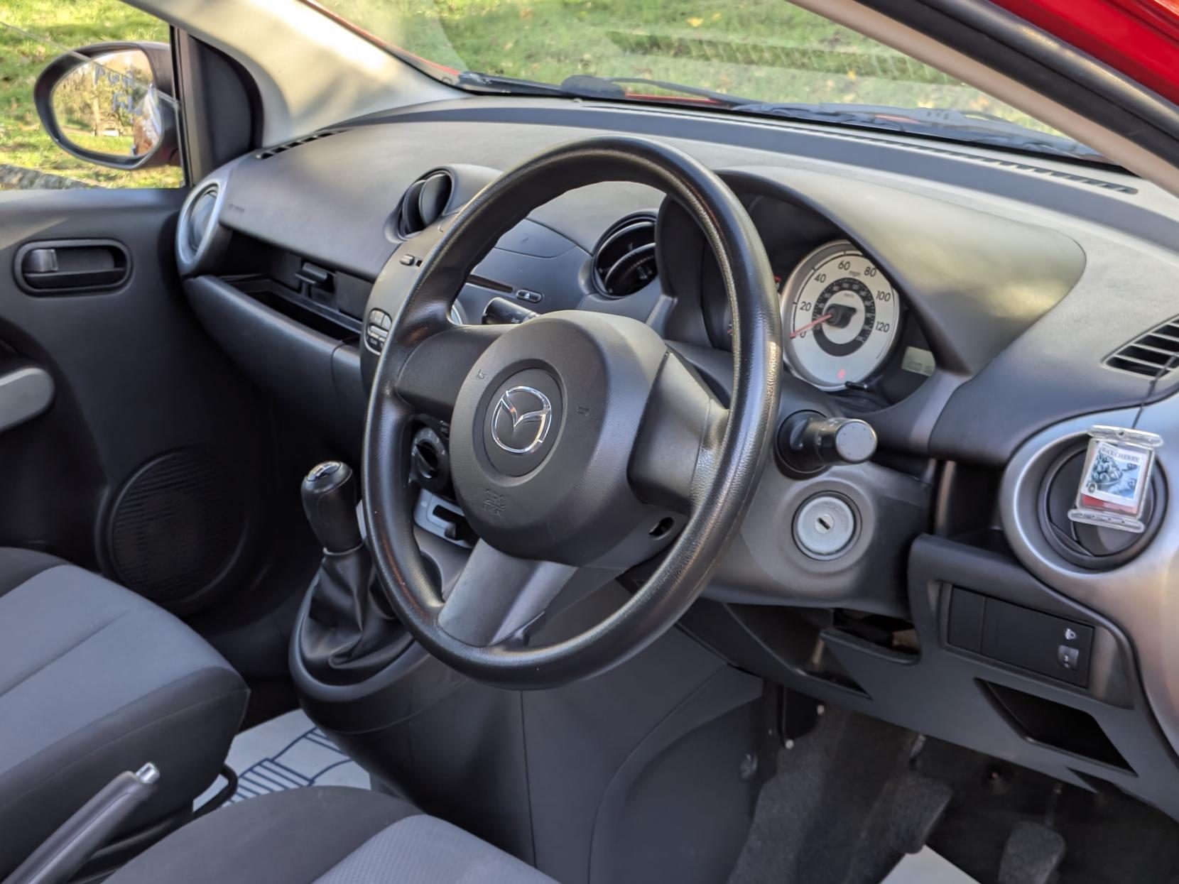 Mazda Mazda2 1.3 TS Hatchback 5dr Petrol Manual Euro 4 (75 ps)