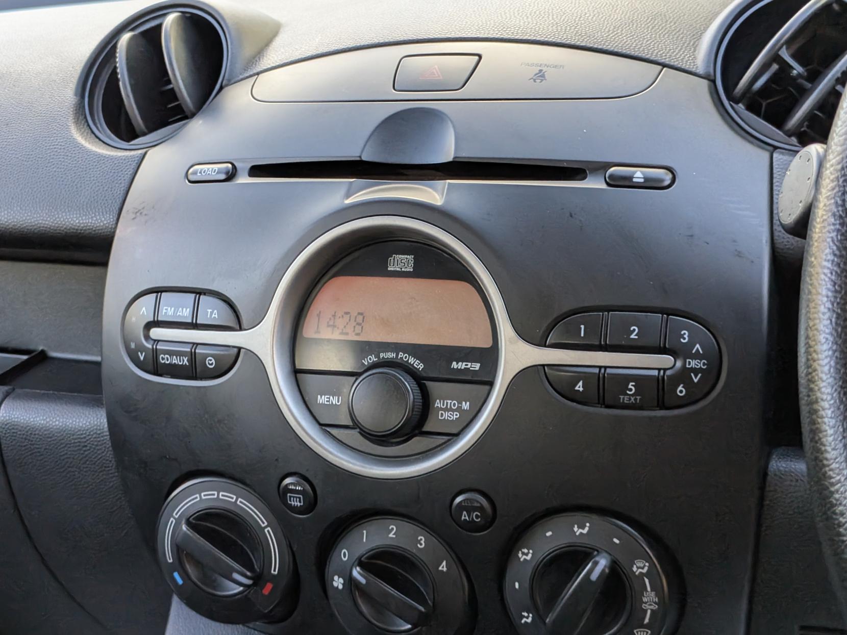 Mazda Mazda2 1.3 TS Hatchback 5dr Petrol Manual Euro 4 (75 ps)