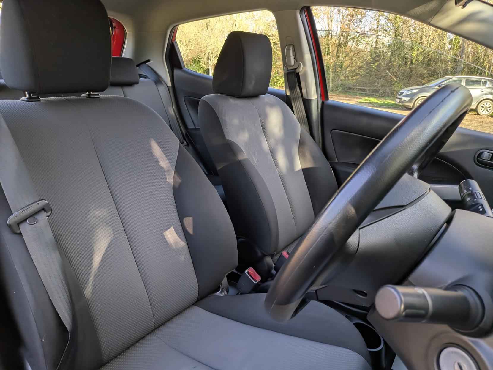 Mazda Mazda2 1.3 TS Hatchback 5dr Petrol Manual Euro 4 (75 ps)