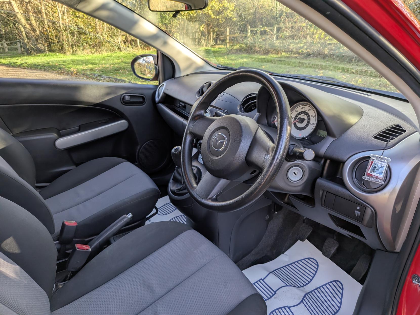 Mazda Mazda2 1.3 TS Hatchback 5dr Petrol Manual Euro 4 (75 ps)