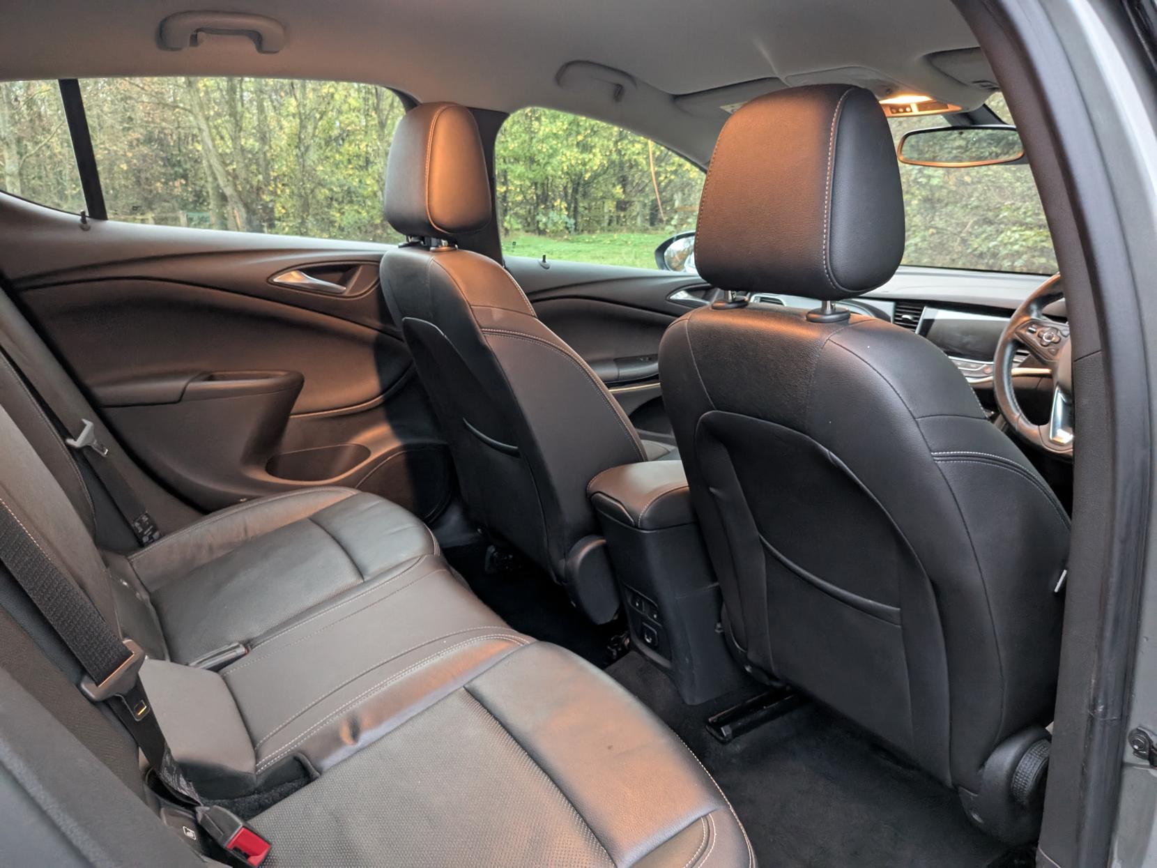 Vauxhall Astra 1.4i Turbo Elite Nav Hatchback 5dr Petrol Manual Euro 6 (150 ps)