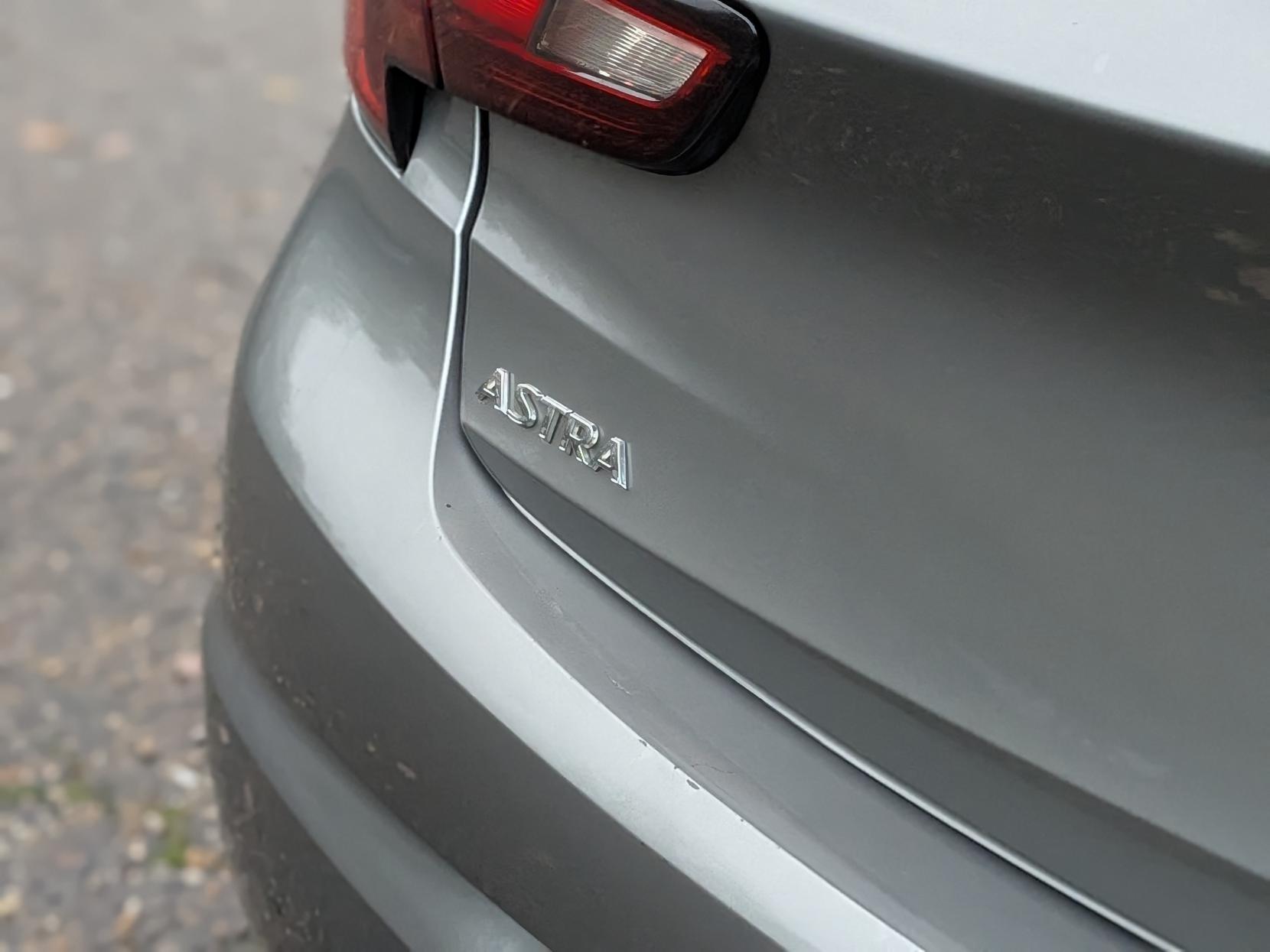 Vauxhall Astra 1.4i Turbo Elite Nav Hatchback 5dr Petrol Manual Euro 6 (150 ps)