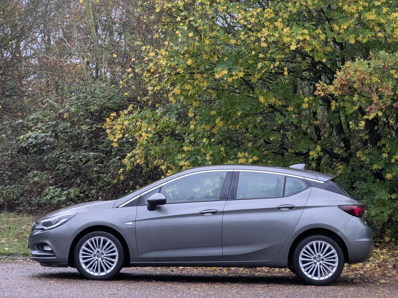 Vauxhall Astra 1.4i Turbo Elite Nav Hatchback 5dr Petrol Manual Euro 6 (150 ps)