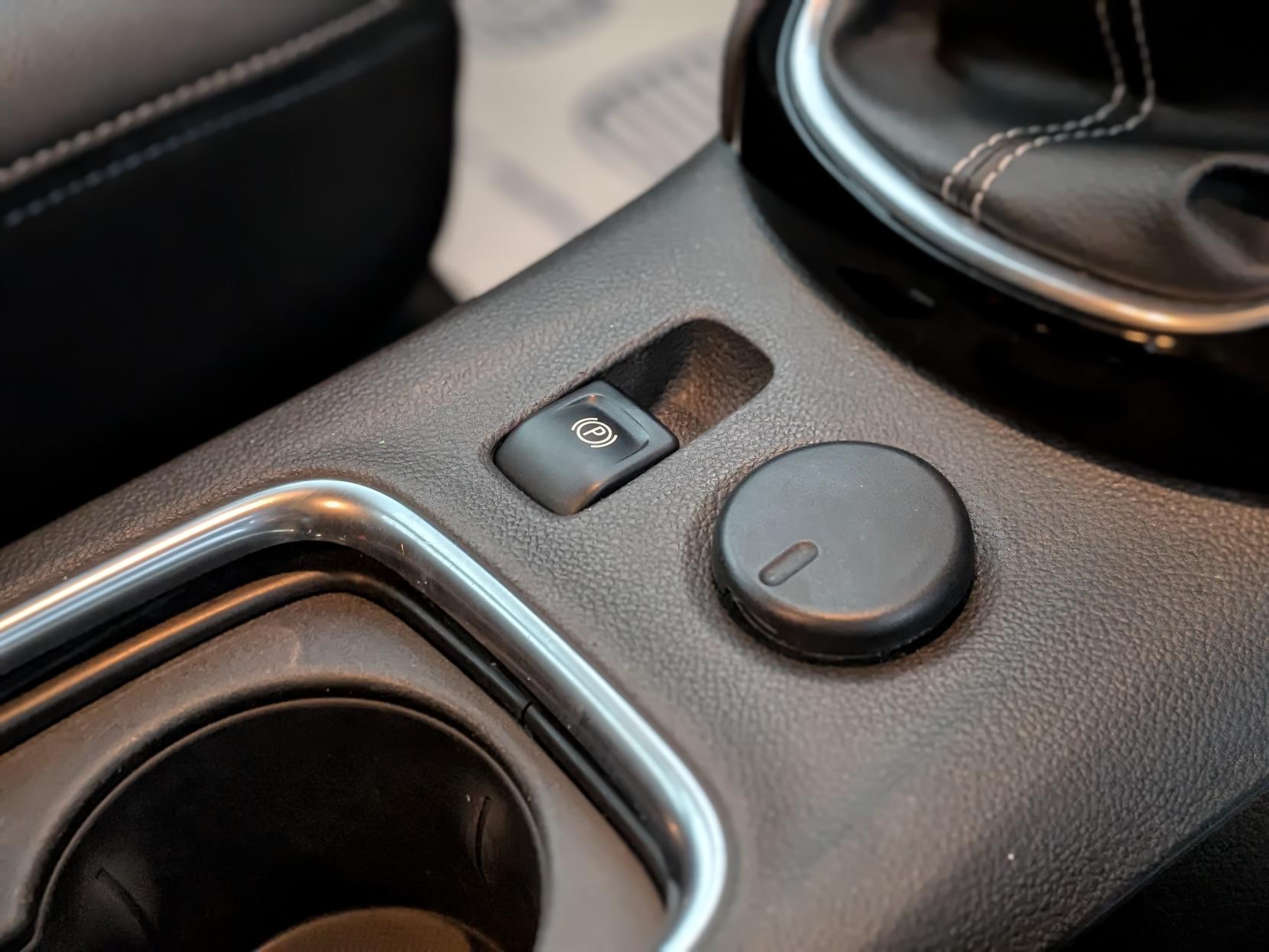 Vauxhall Astra 1.4i Turbo Elite Nav Hatchback 5dr Petrol Manual Euro 6 (150 ps)