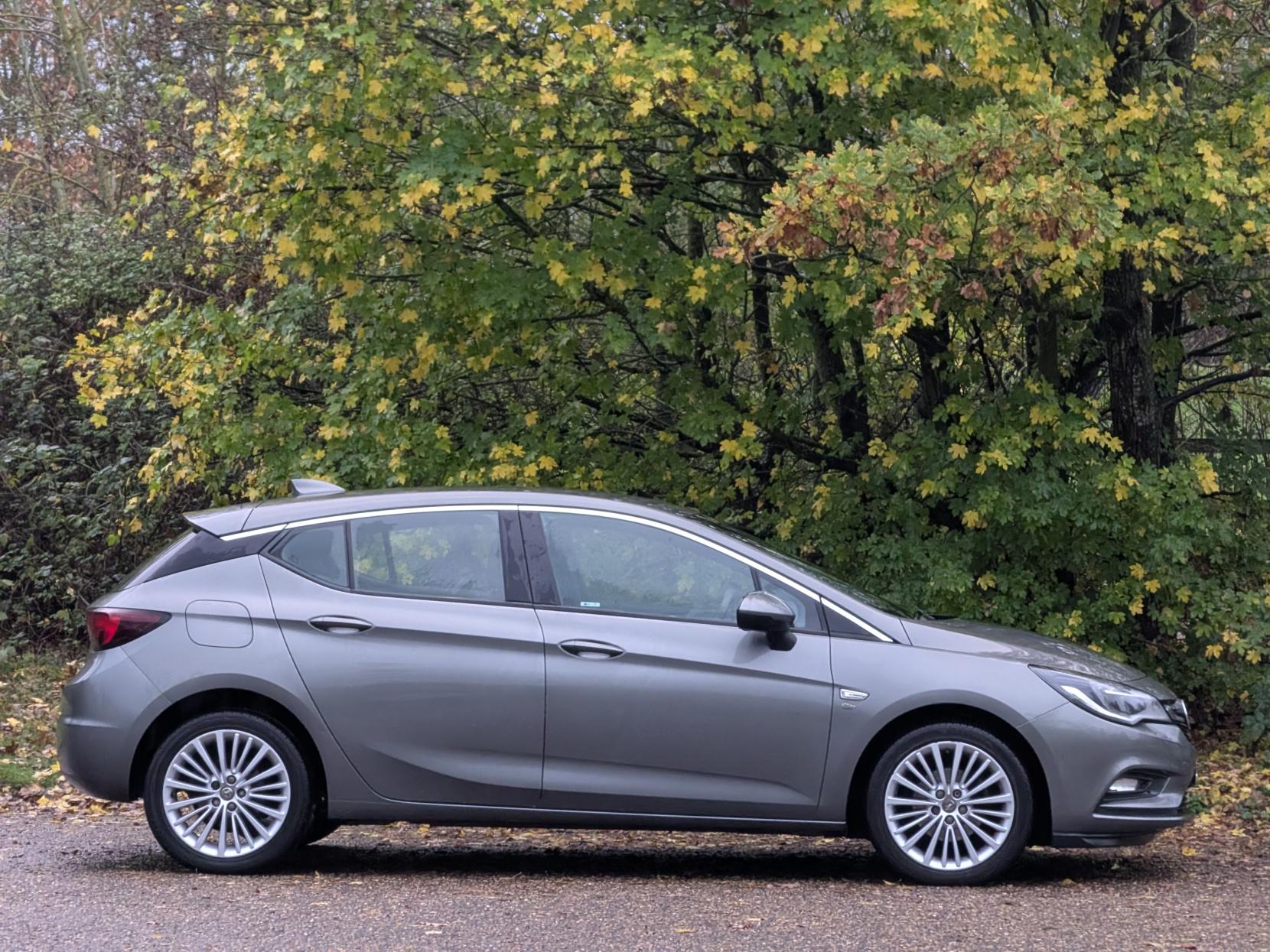 Vauxhall Astra 1.4i Turbo Elite Nav Hatchback 5dr Petrol Manual Euro 6 (150 ps)