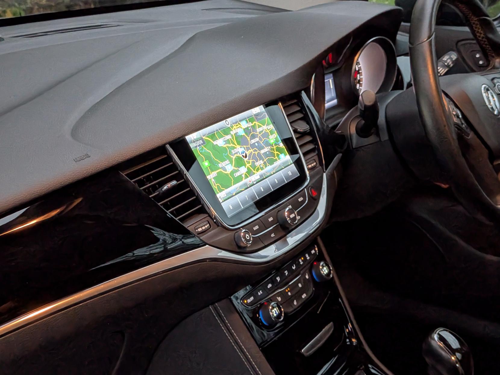 Vauxhall Astra 1.4i Turbo Elite Nav Hatchback 5dr Petrol Manual Euro 6 (150 ps)