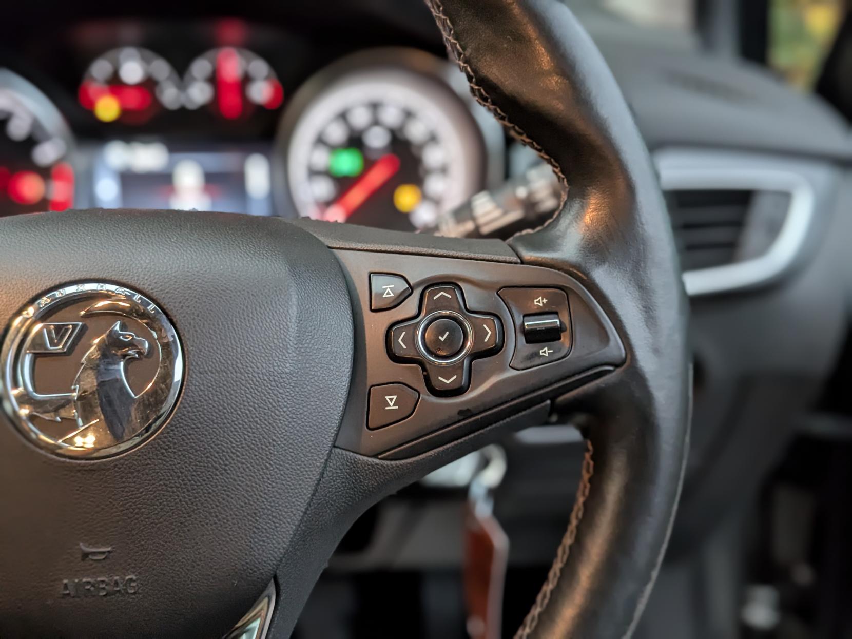 Vauxhall Astra 1.4i Turbo Elite Nav Hatchback 5dr Petrol Manual Euro 6 (150 ps)