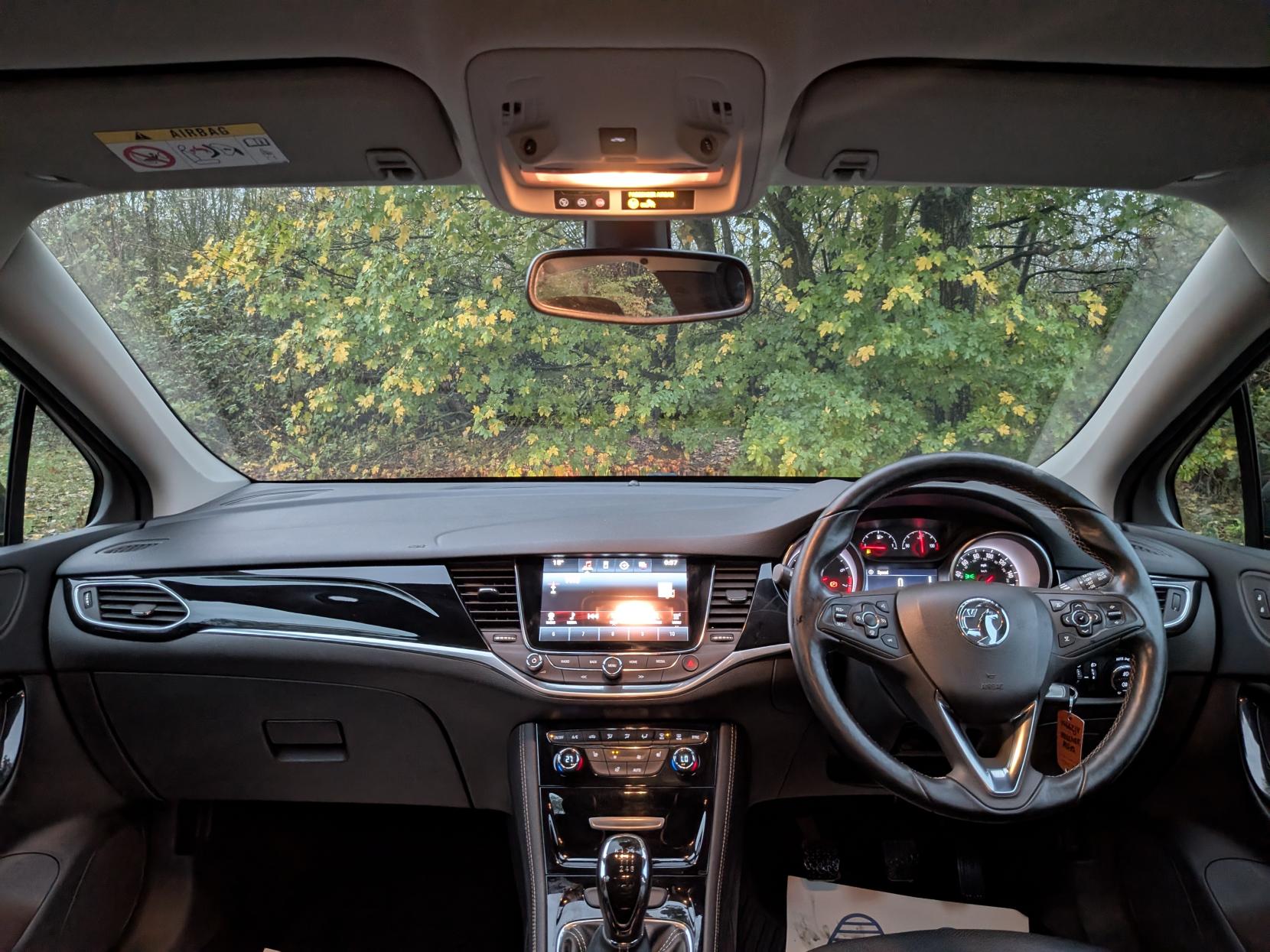 Vauxhall Astra 1.4i Turbo Elite Nav Hatchback 5dr Petrol Manual Euro 6 (150 ps)