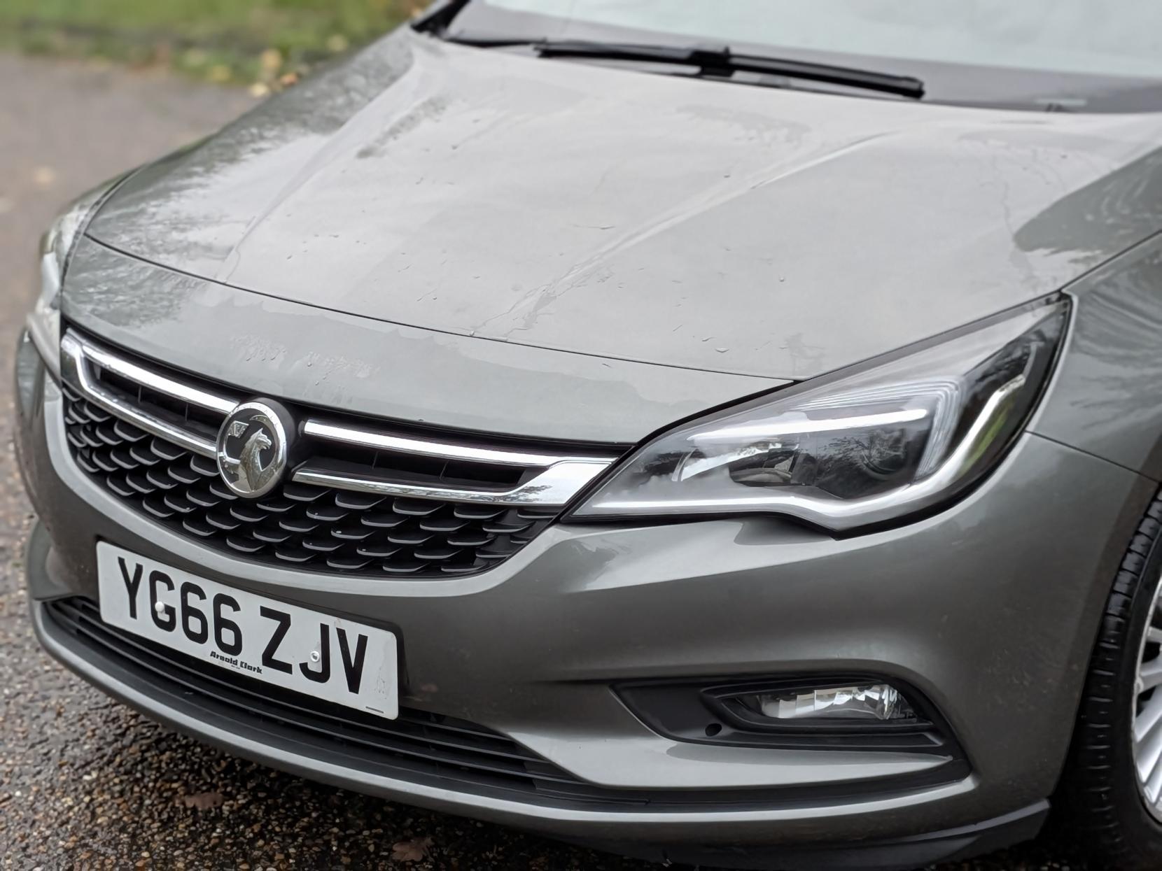 Vauxhall Astra 1.4i Turbo Elite Nav Hatchback 5dr Petrol Manual Euro 6 (150 ps)