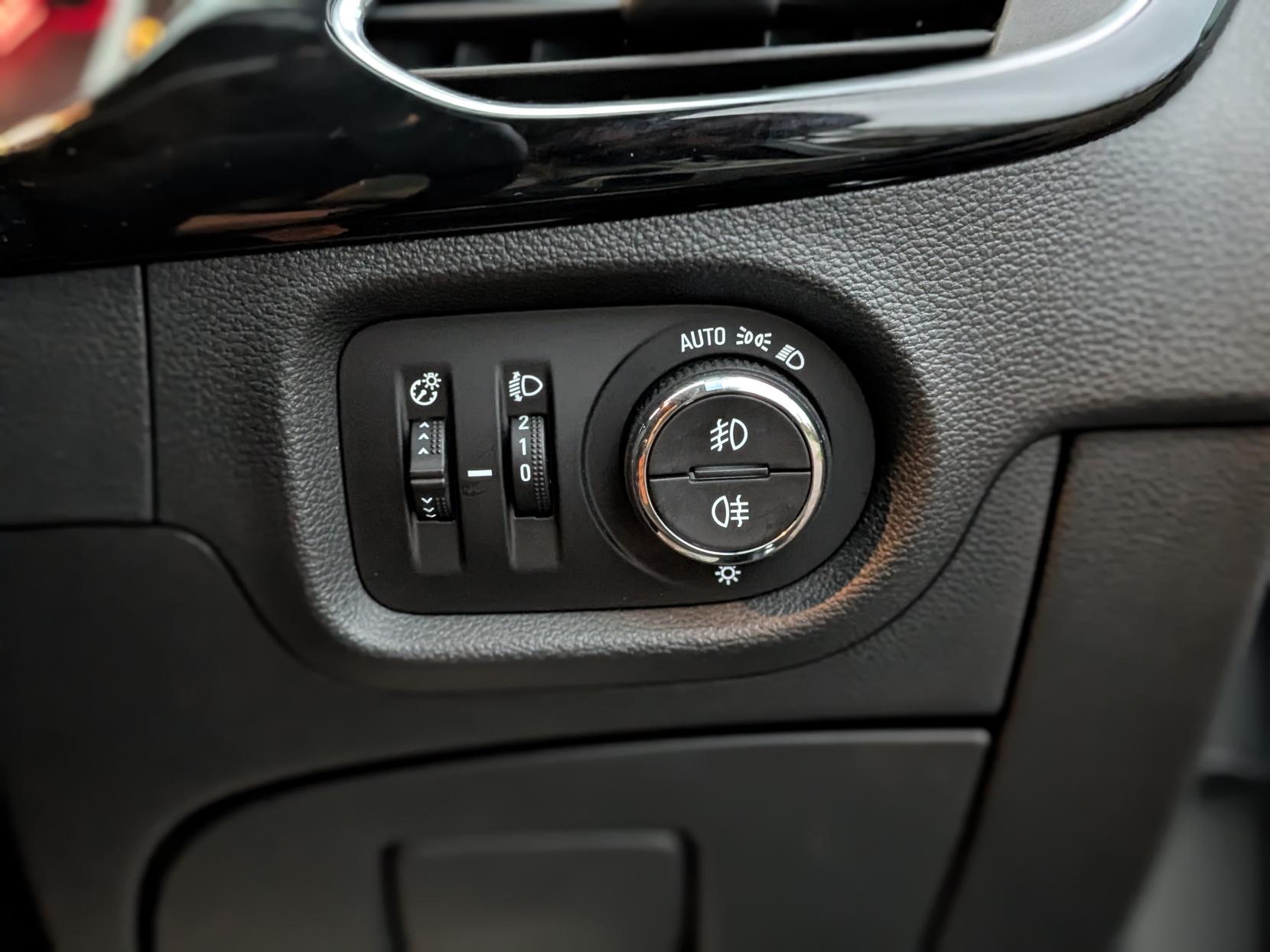 Vauxhall Astra 1.4i Turbo Elite Nav Hatchback 5dr Petrol Manual Euro 6 (150 ps)