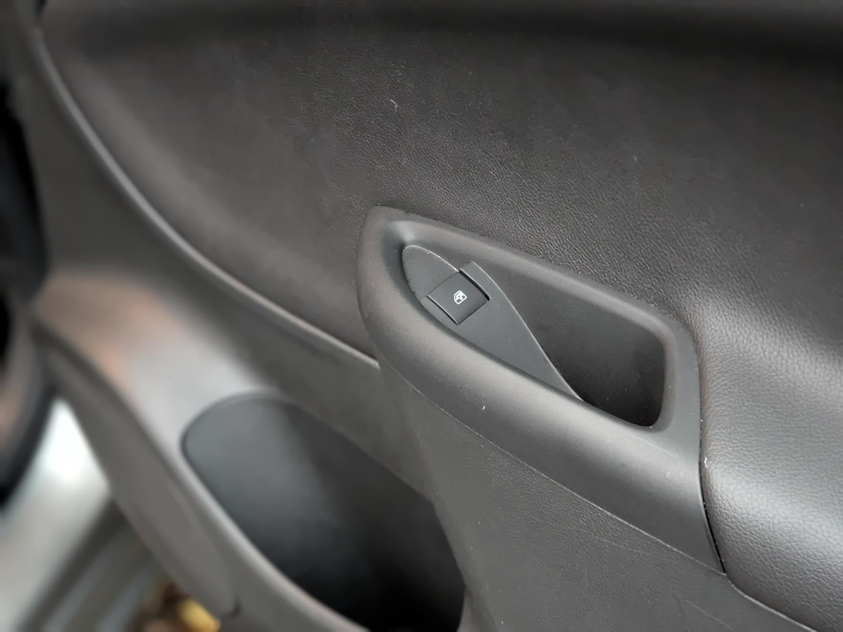 Vauxhall Astra 1.4i Turbo Elite Nav Hatchback 5dr Petrol Manual Euro 6 (150 ps)