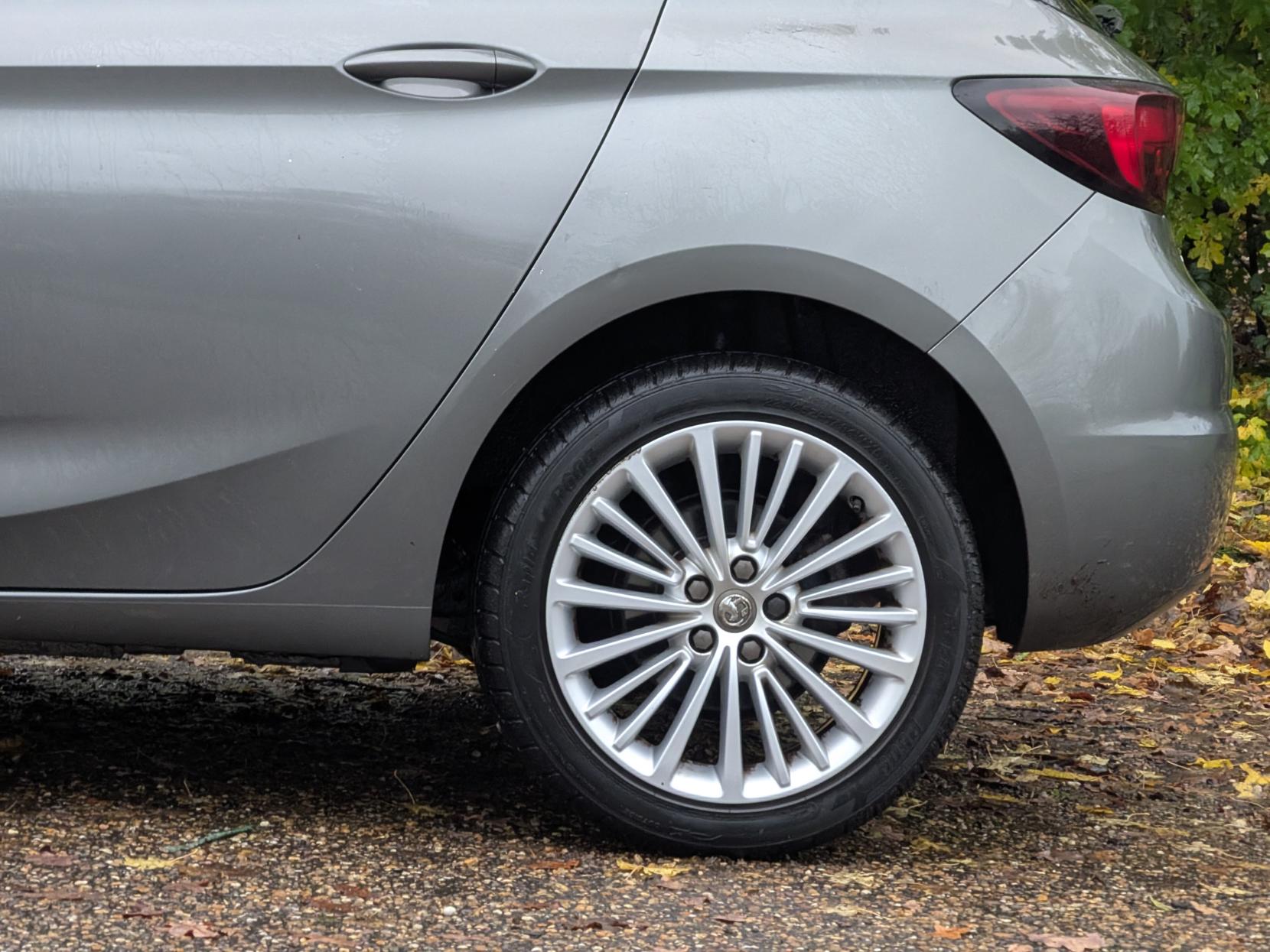 Vauxhall Astra 1.4i Turbo Elite Nav Hatchback 5dr Petrol Manual Euro 6 (150 ps)