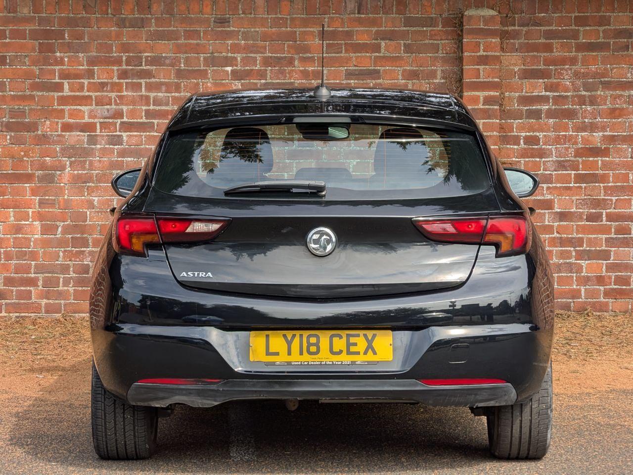 Vauxhall Astra 1.4i SRi Hatchback 5dr Petrol Manual Euro 6 (100 ps)