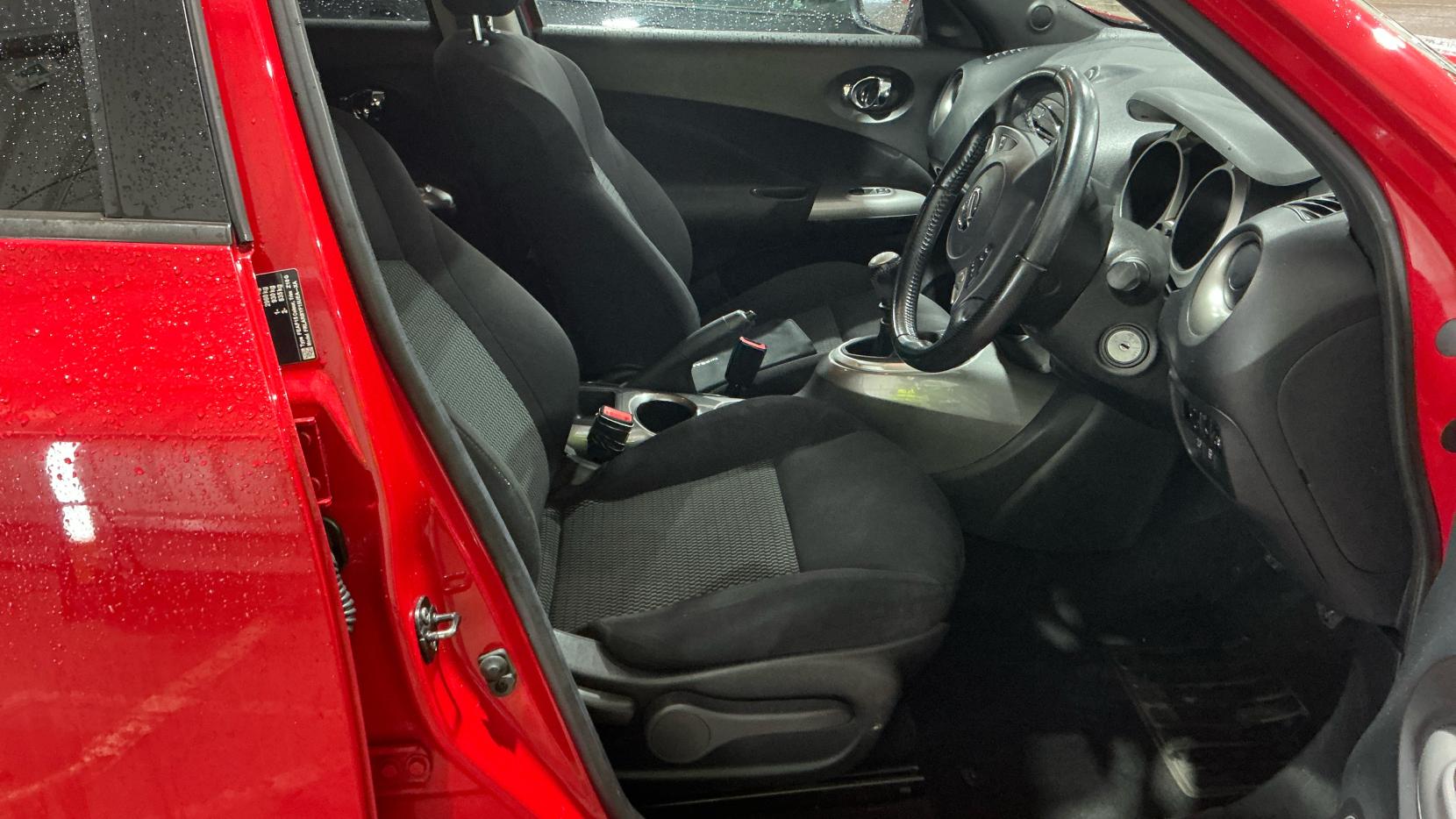 Nissan Juke 1.2 DIG-T Acenta SUV 5dr Petrol Manual Euro 6 (s/s) (115 ps)