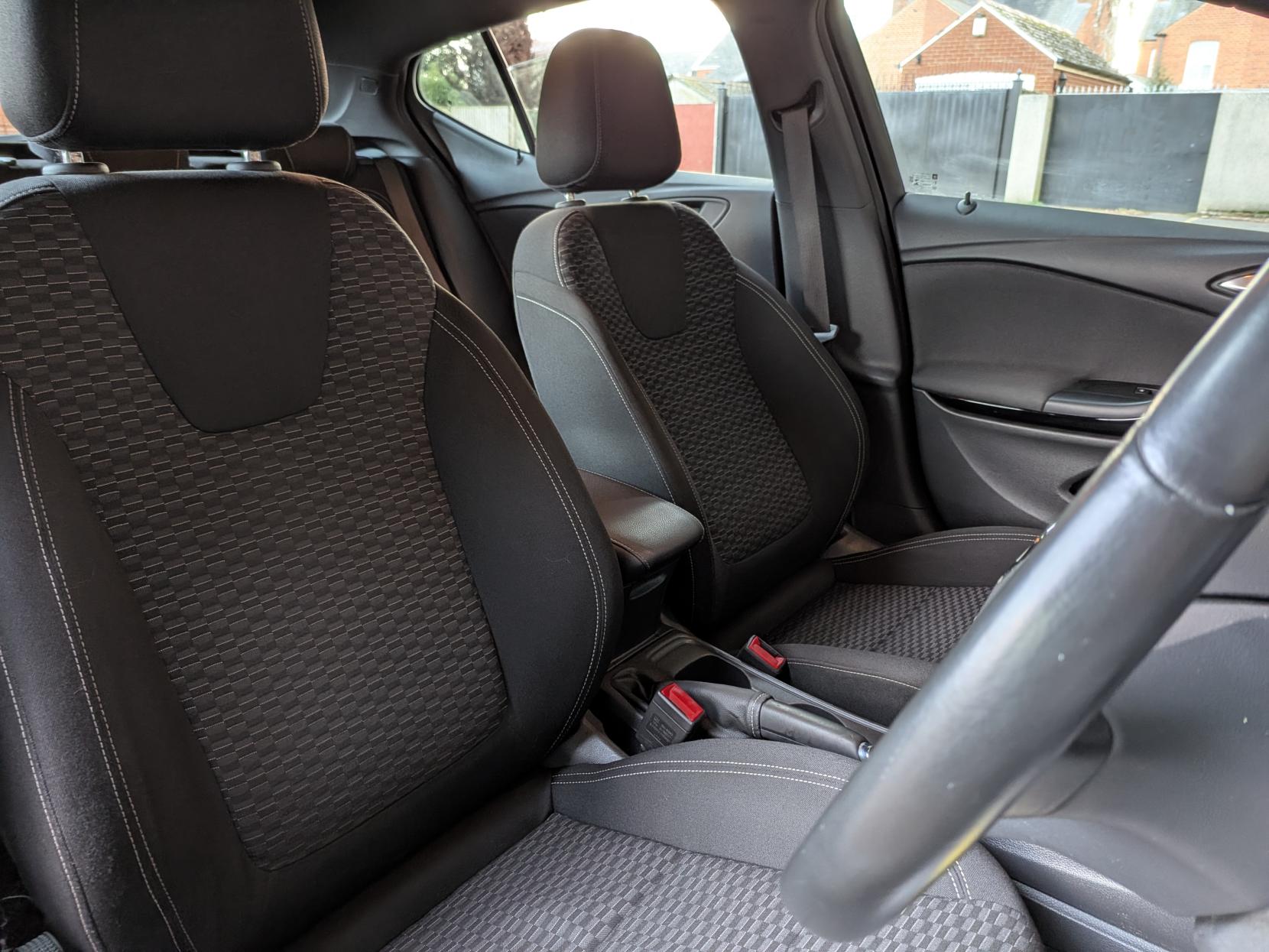 Vauxhall Astra 1.4i Turbo SRi Hatchback 5dr Petrol Manual Euro 6 (150 ps)