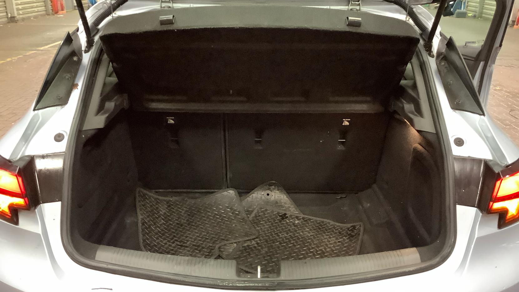 Vauxhall Astra 1.4i Turbo SRi Hatchback 5dr Petrol Manual Euro 6 (150 ps)