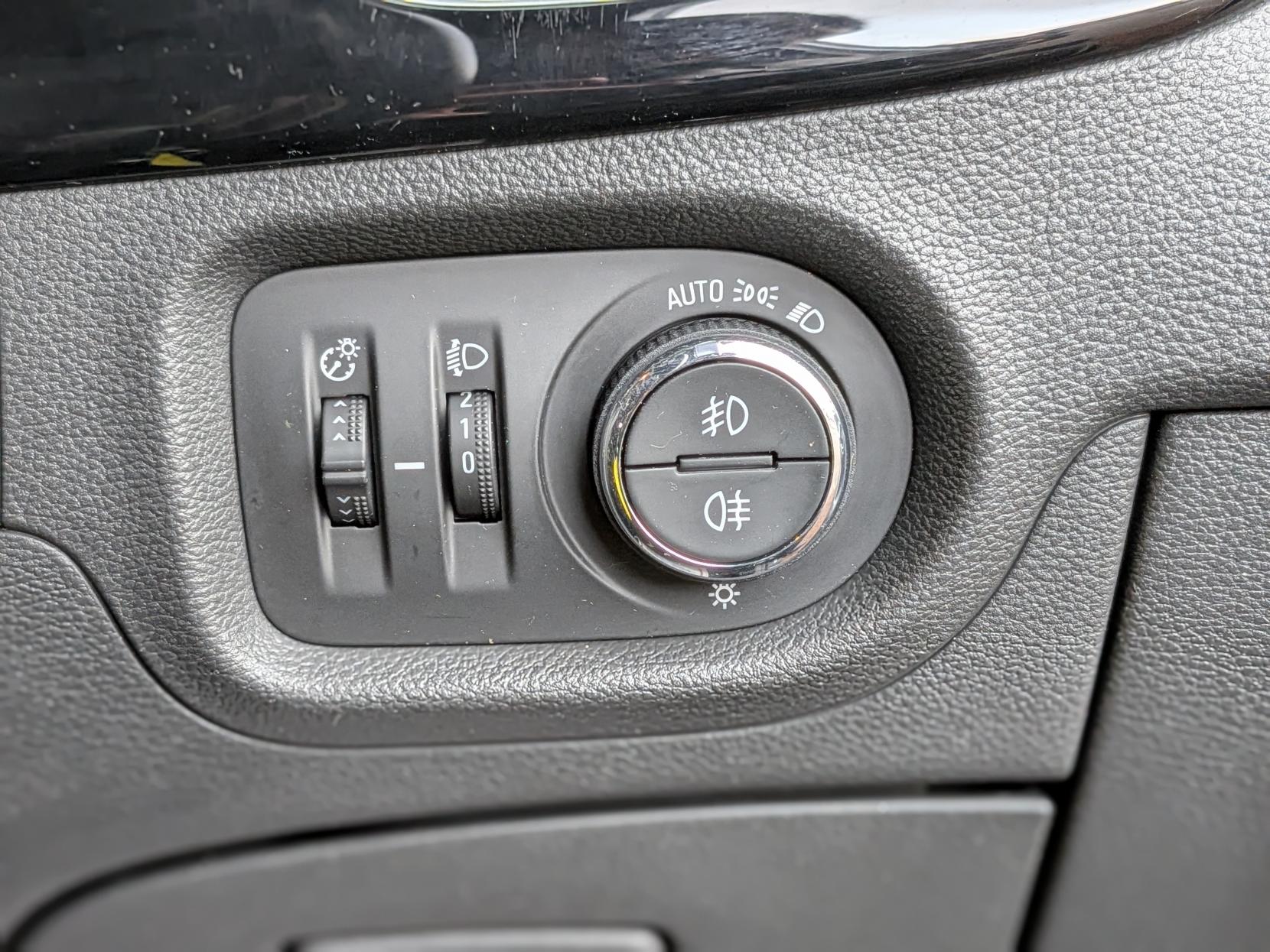 Vauxhall Astra 1.4i Turbo SRi Hatchback 5dr Petrol Manual Euro 6 (150 ps)