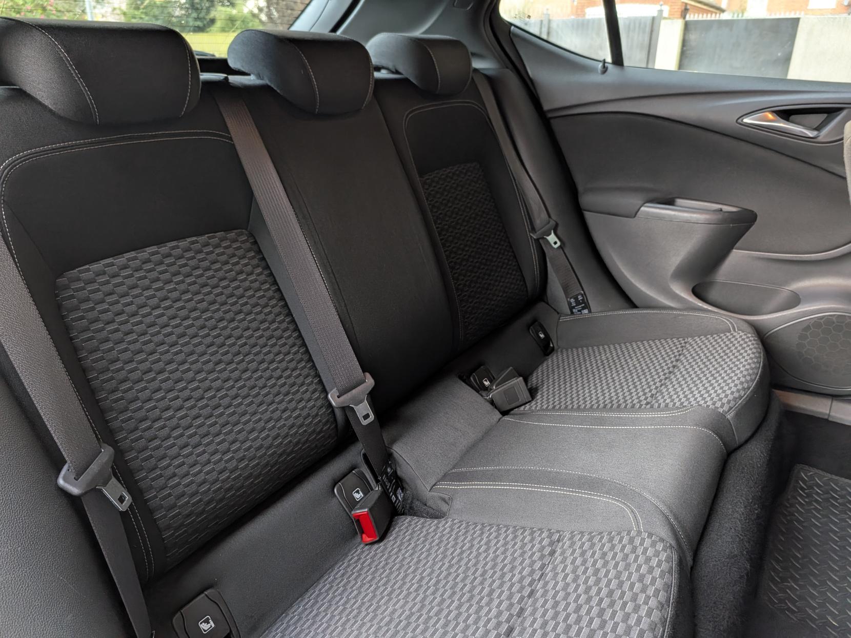 Vauxhall Astra 1.4i Turbo SRi Hatchback 5dr Petrol Manual Euro 6 (150 ps)