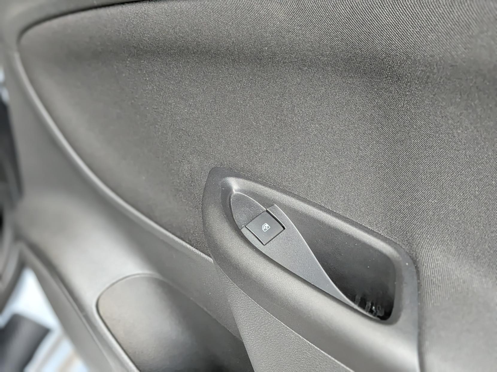 Vauxhall Astra 1.4i Turbo SRi Hatchback 5dr Petrol Manual Euro 6 (150 ps)