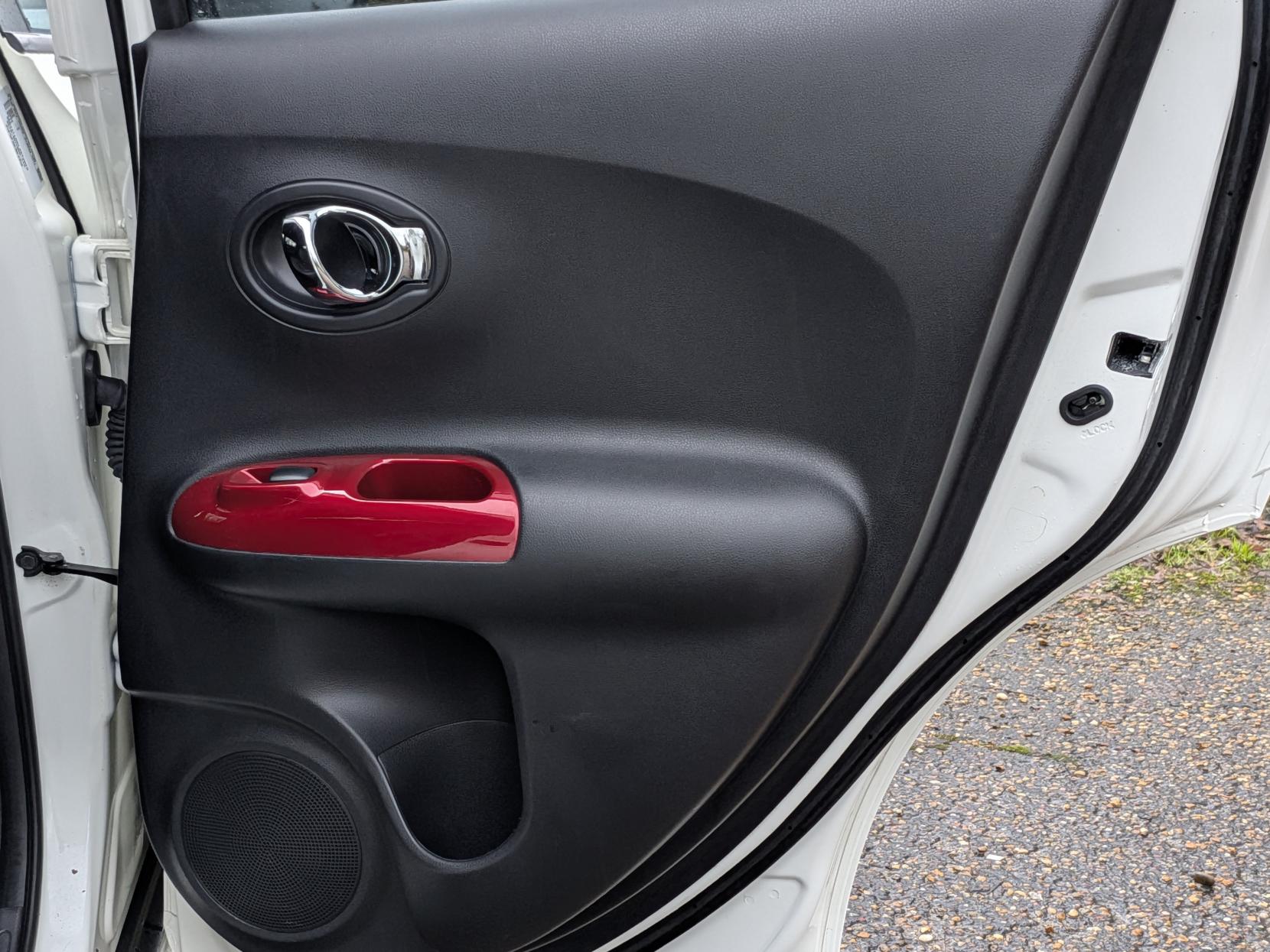 Nissan Juke 1.2 DIG-T Tekna SUV 5dr Petrol Manual Euro 6 (s/s) (115 ps)