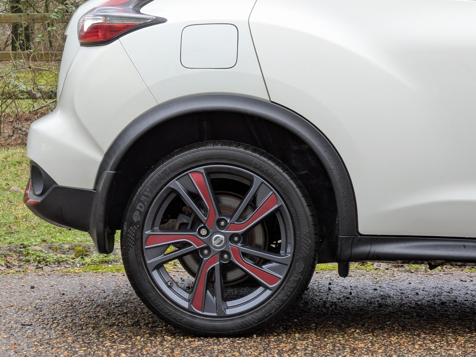 Nissan Juke 1.2 DIG-T Tekna SUV 5dr Petrol Manual Euro 6 (s/s) (115 ps)