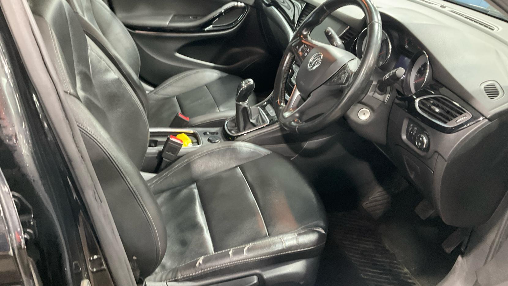 Vauxhall Astra 1.4i Turbo Elite Hatchback 5dr Petrol Manual Euro 6 (150 ps)