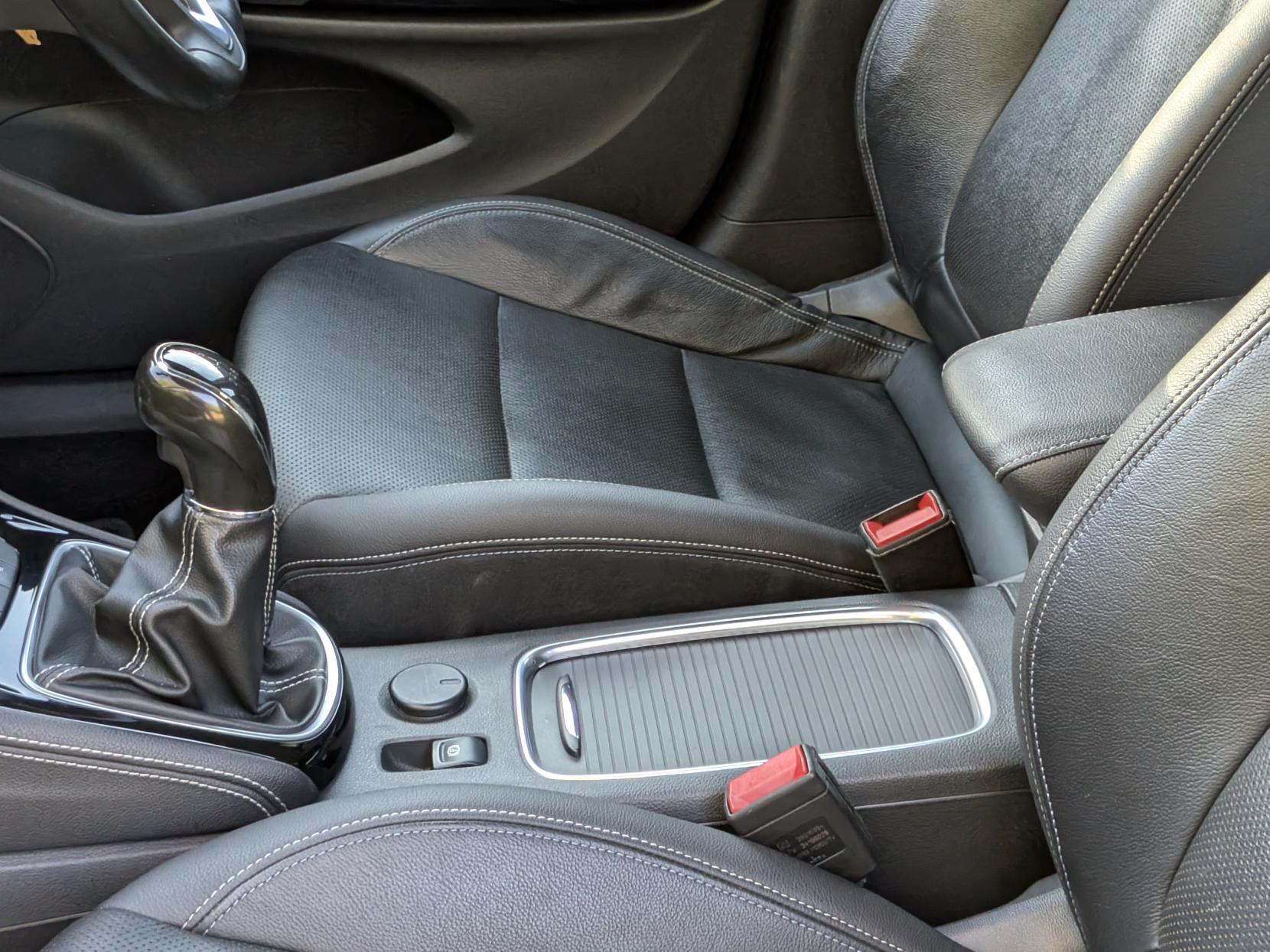 Vauxhall Astra 1.4i Turbo Elite Nav Hatchback 5dr Petrol Manual Euro 6 (150 ps)