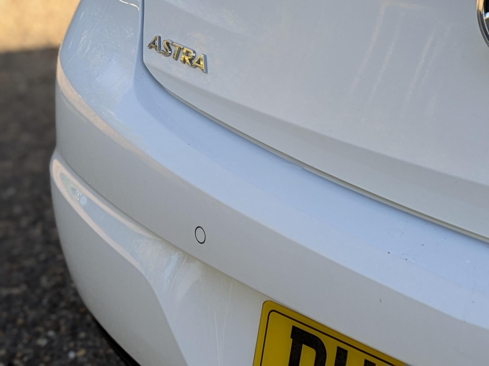 Vauxhall Astra 1.4i Turbo Elite Nav Hatchback 5dr Petrol Manual Euro 6 (150 ps)