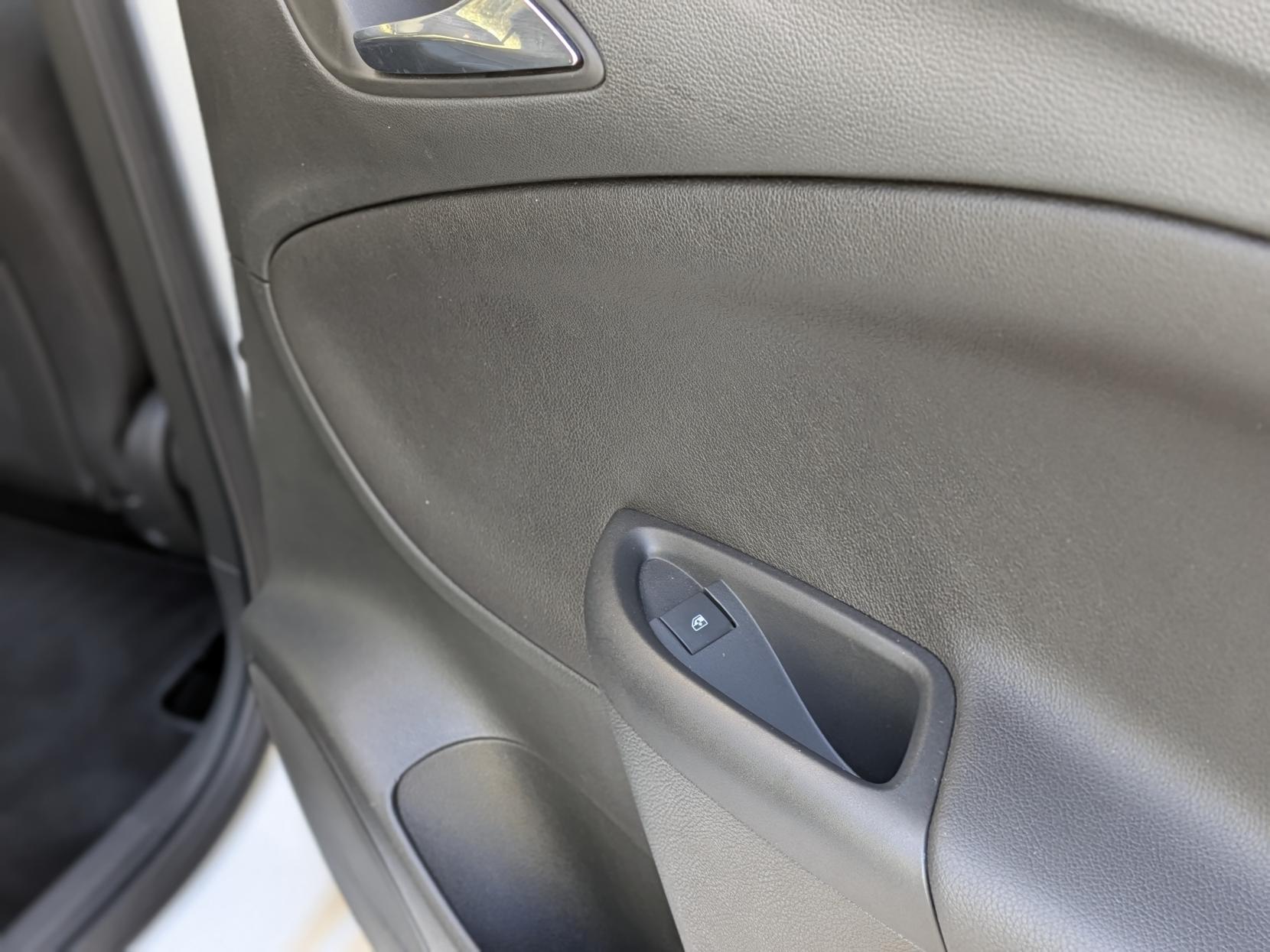 Vauxhall Astra 1.4i Turbo Elite Nav Hatchback 5dr Petrol Manual Euro 6 (150 ps)