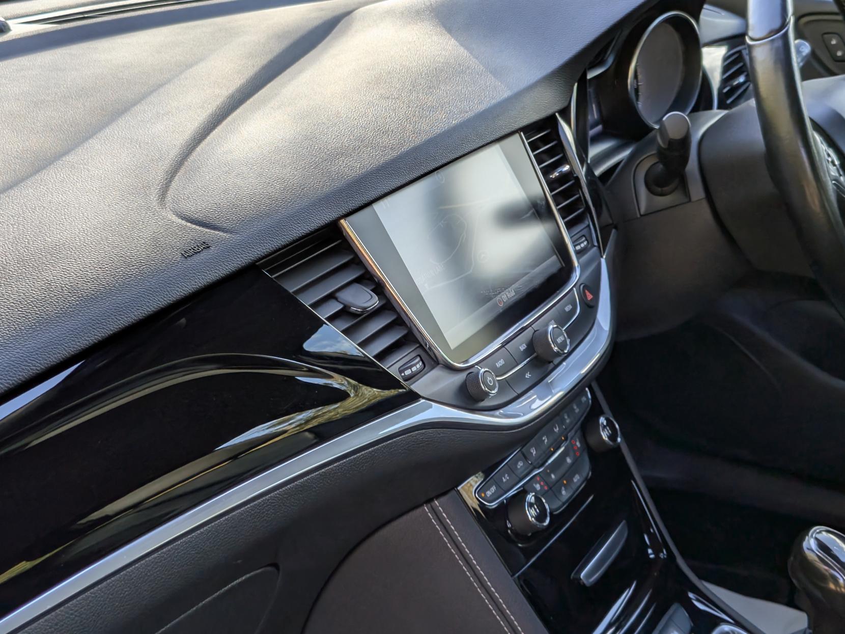 Vauxhall Astra 1.4i Turbo Elite Nav Hatchback 5dr Petrol Manual Euro 6 (150 ps)