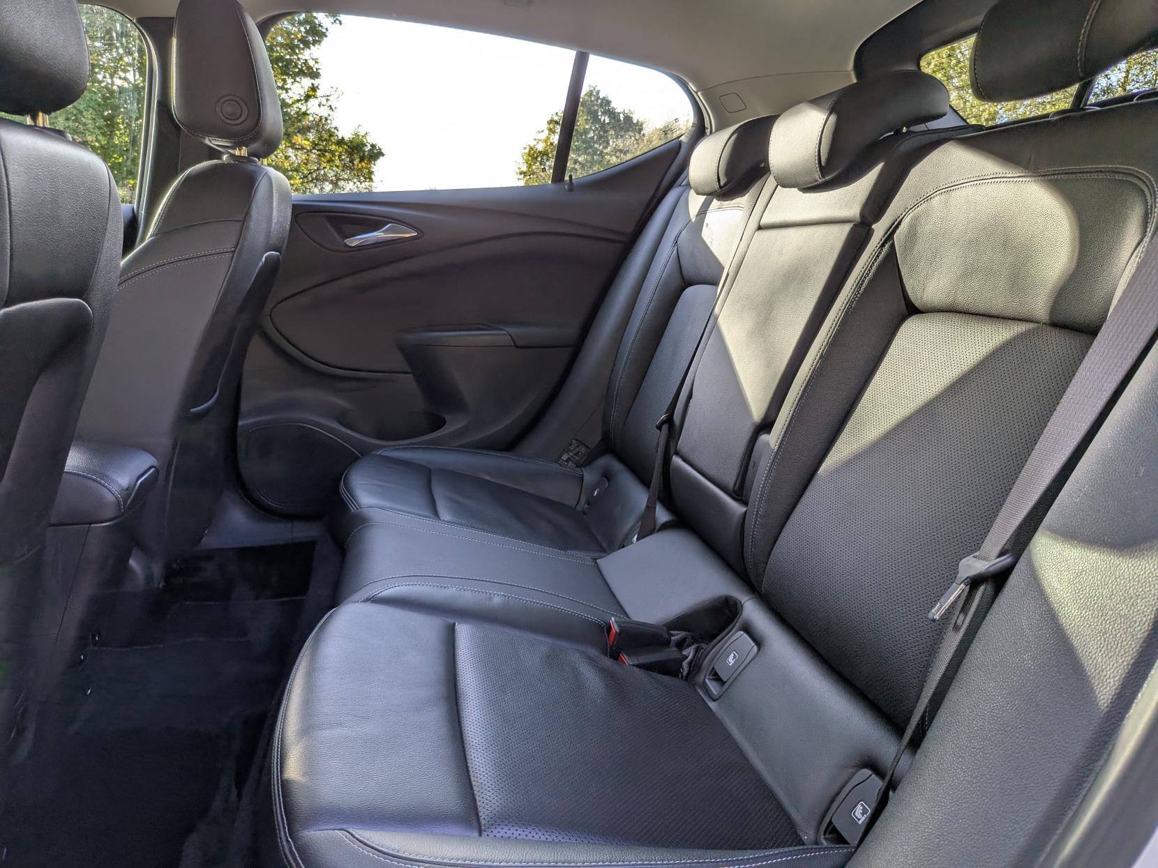 Vauxhall Astra 1.4i Turbo Elite Nav Hatchback 5dr Petrol Manual Euro 6 (150 ps)