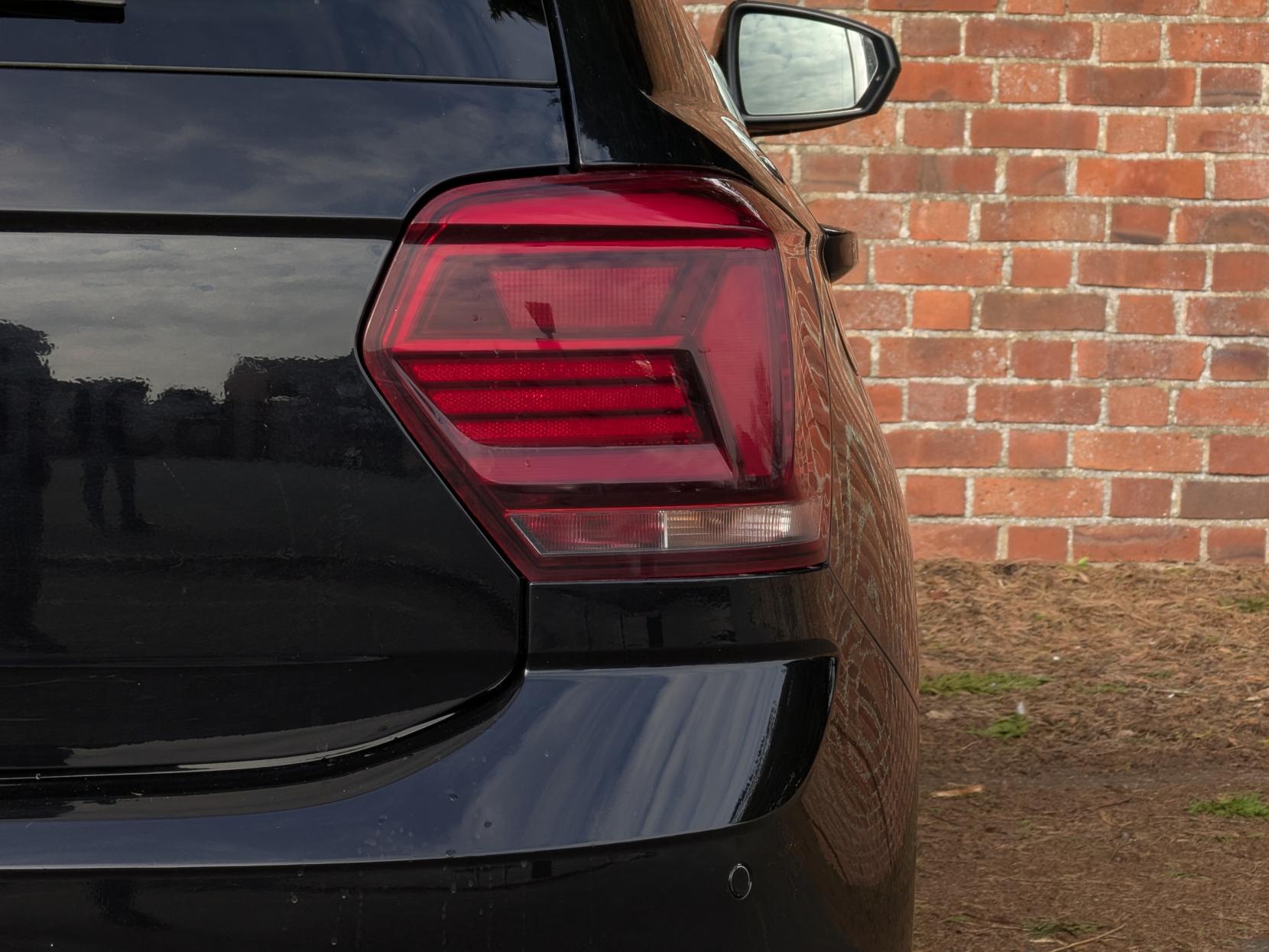 Volkswagen Polo 1.0 TSI Match Hatchback 5dr Petrol DSG Euro 6 (s/s) (95 ps)