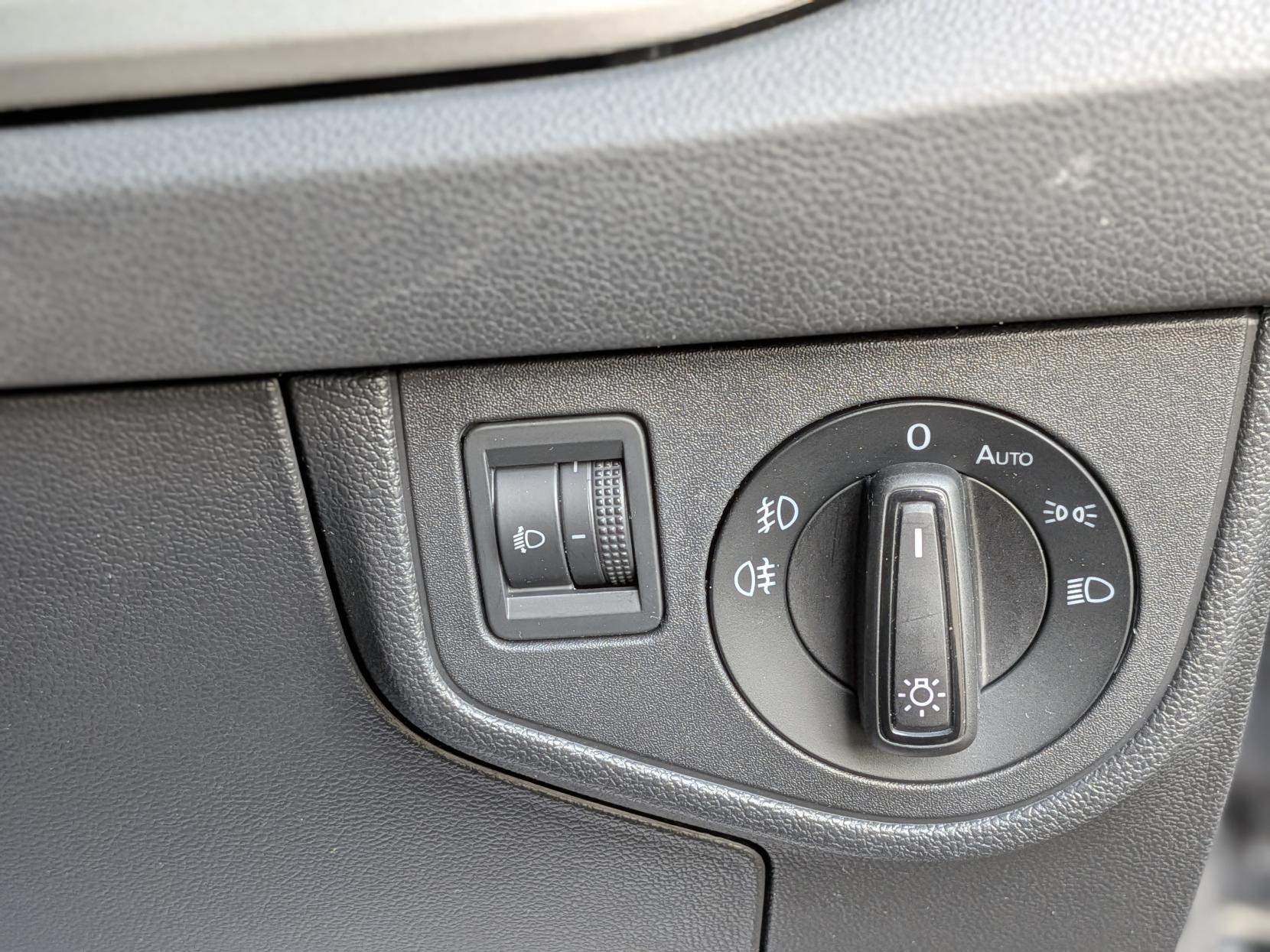 Volkswagen Polo 1.0 TSI Match Hatchback 5dr Petrol DSG Euro 6 (s/s) (95 ps)