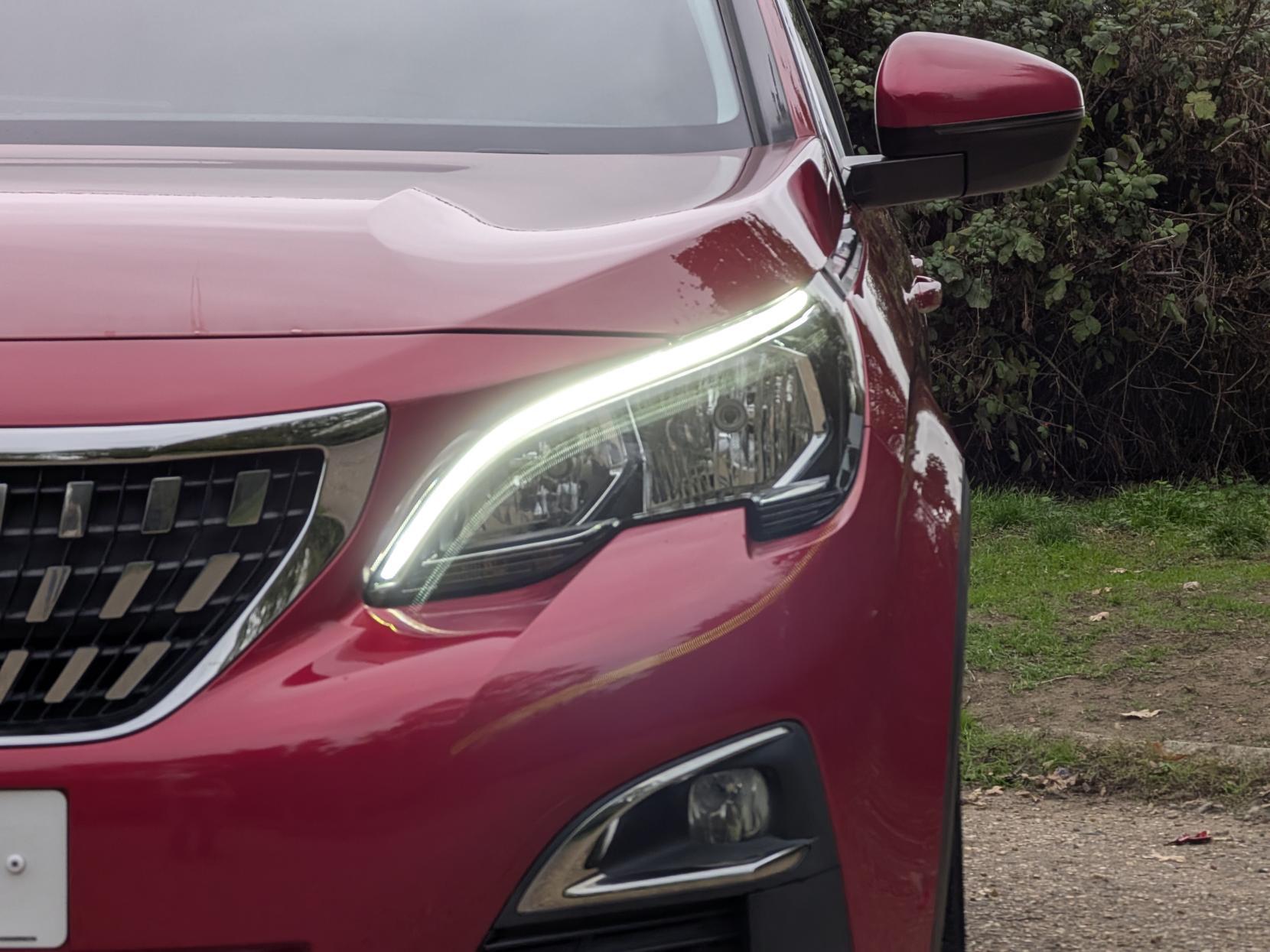 Peugeot 3008 1.5 BlueHDi Allure SUV 5dr Diesel EAT Euro 6 (s/s) (130 ps)