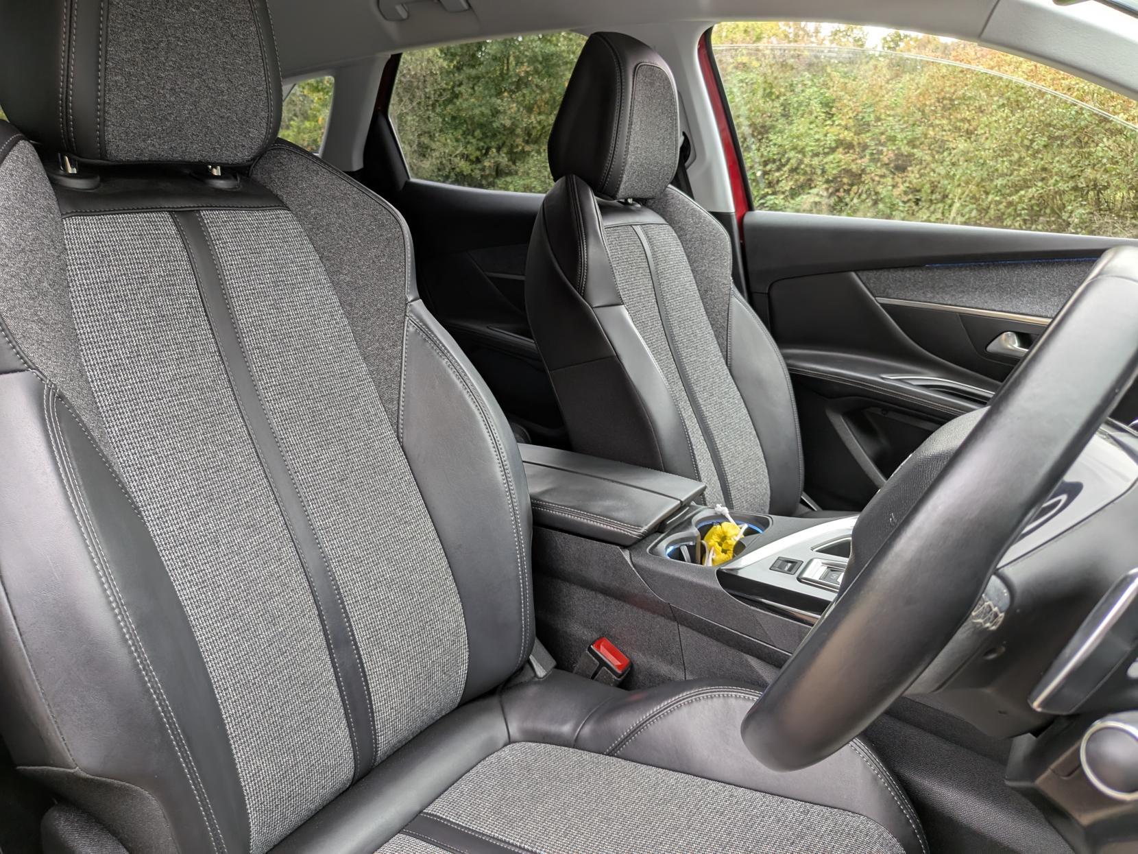 Peugeot 3008 1.5 BlueHDi Allure SUV 5dr Diesel EAT Euro 6 (s/s) (130 ps)