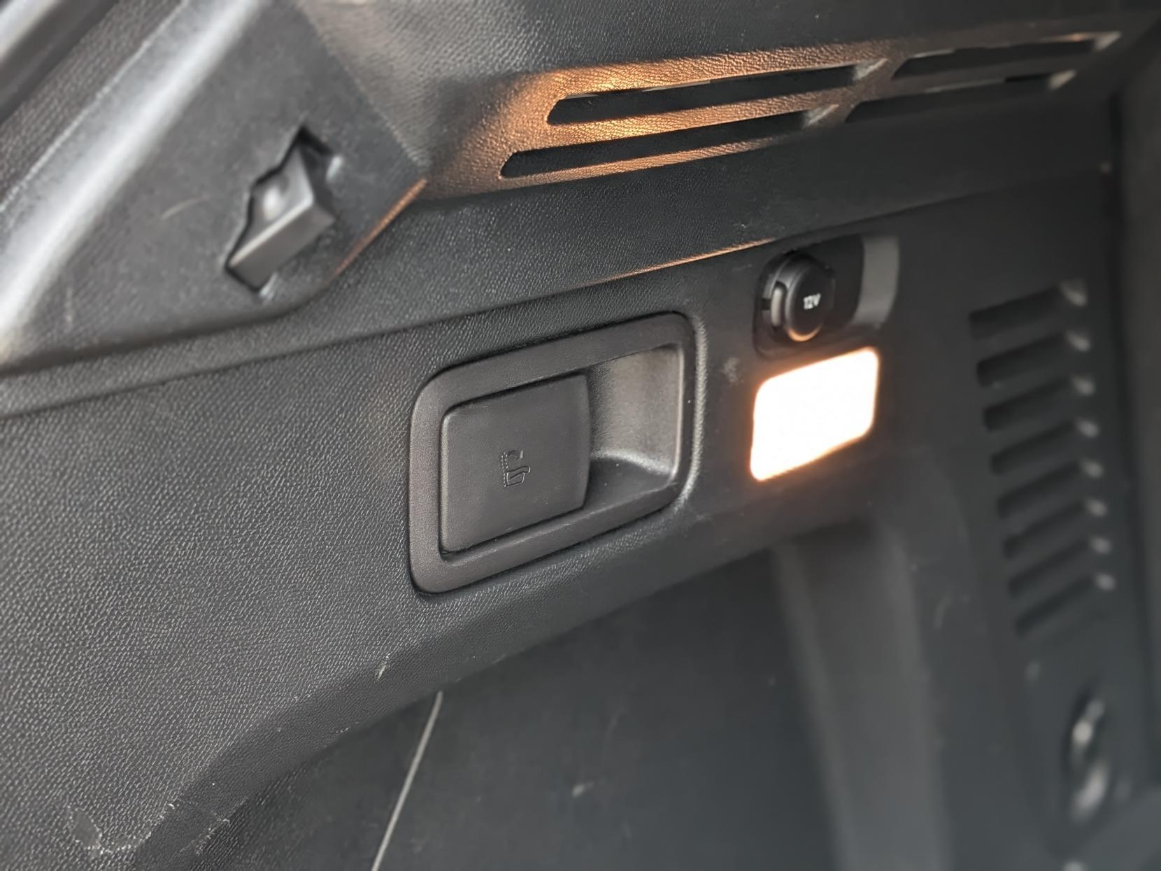 Peugeot 3008 1.5 BlueHDi Allure SUV 5dr Diesel EAT Euro 6 (s/s) (130 ps)