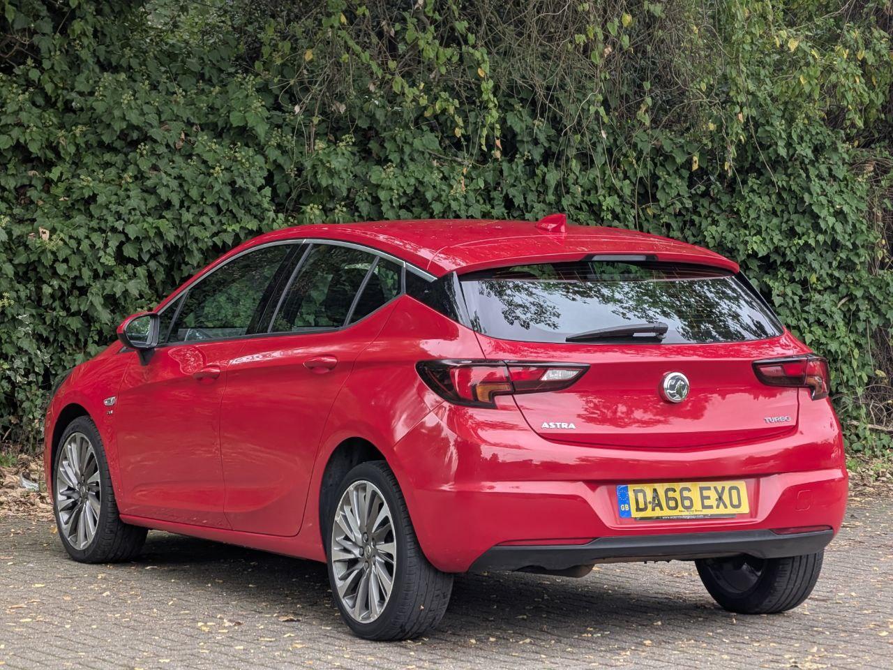 Vauxhall Astra 1.4i Turbo SRi Nav Hatchback 5dr Petrol Manual Euro 6 (150 ps)