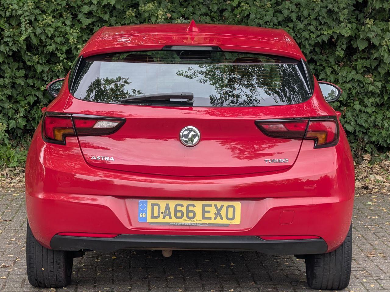 Vauxhall Astra 1.4i Turbo SRi Nav Hatchback 5dr Petrol Manual Euro 6 (150 ps)
