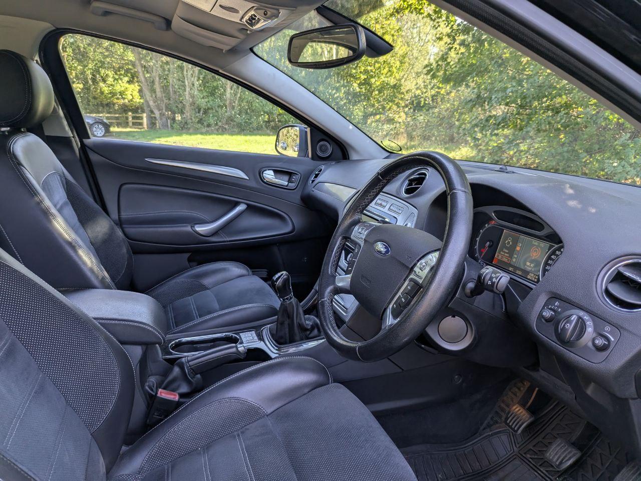 Ford Mondeo 2.0 Titanium X Hatchback 5dr Petrol Manual (189 g/km, 143 bhp)