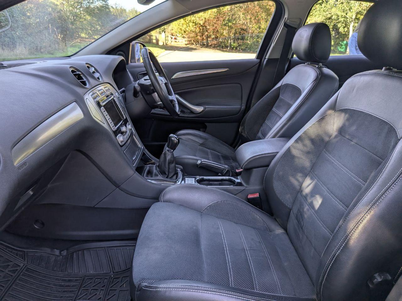 Ford Mondeo 2.0 Titanium X Hatchback 5dr Petrol Manual (189 g/km, 143 bhp)
