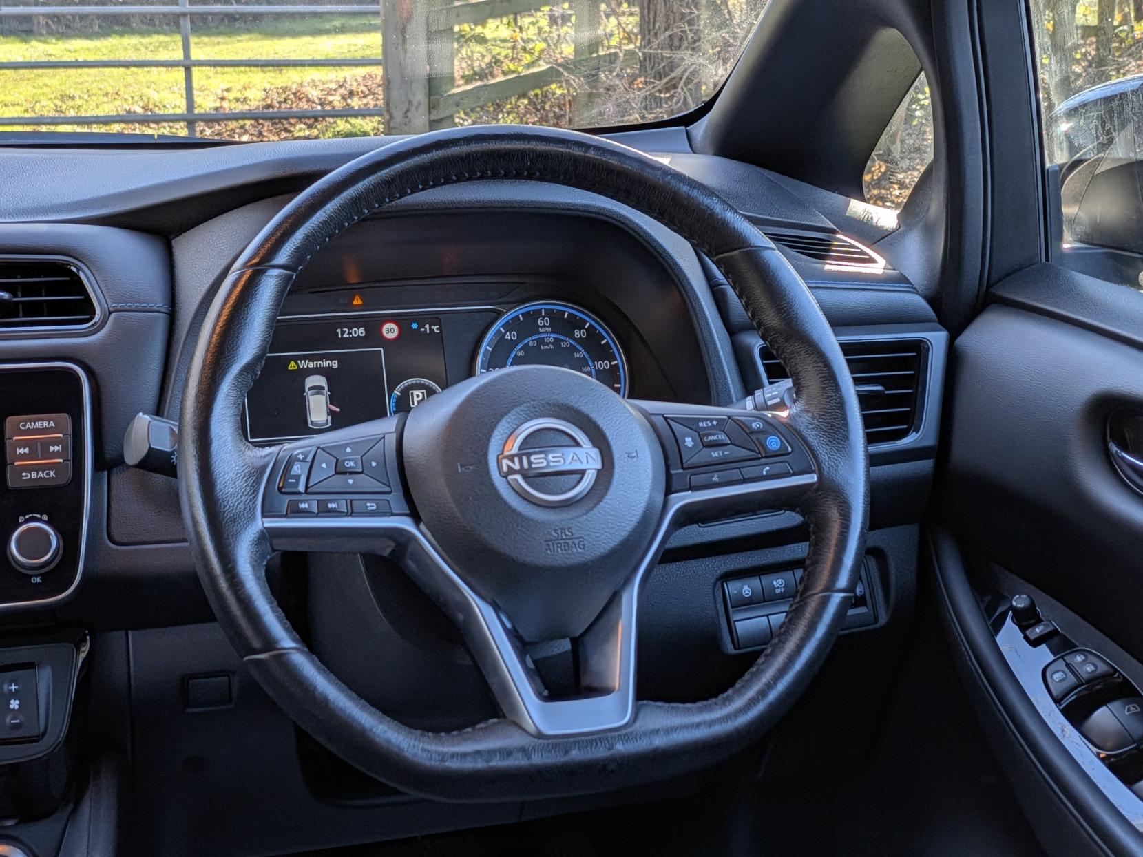 Nissan Leaf 39kWh Tekna Hatchback 5dr Electric Auto (150 ps)