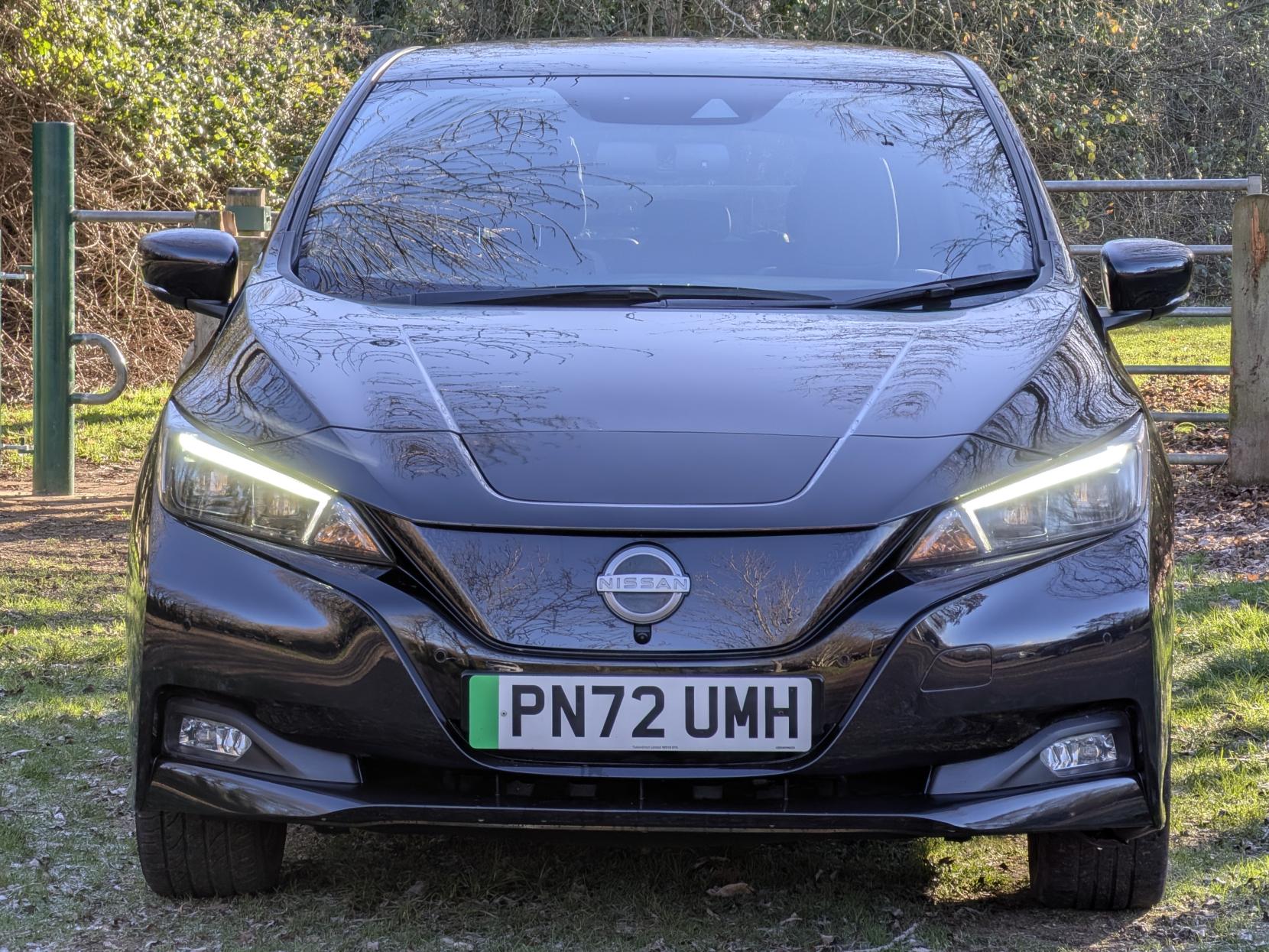 Nissan Leaf 39kWh Tekna Hatchback 5dr Electric Auto (150 ps)