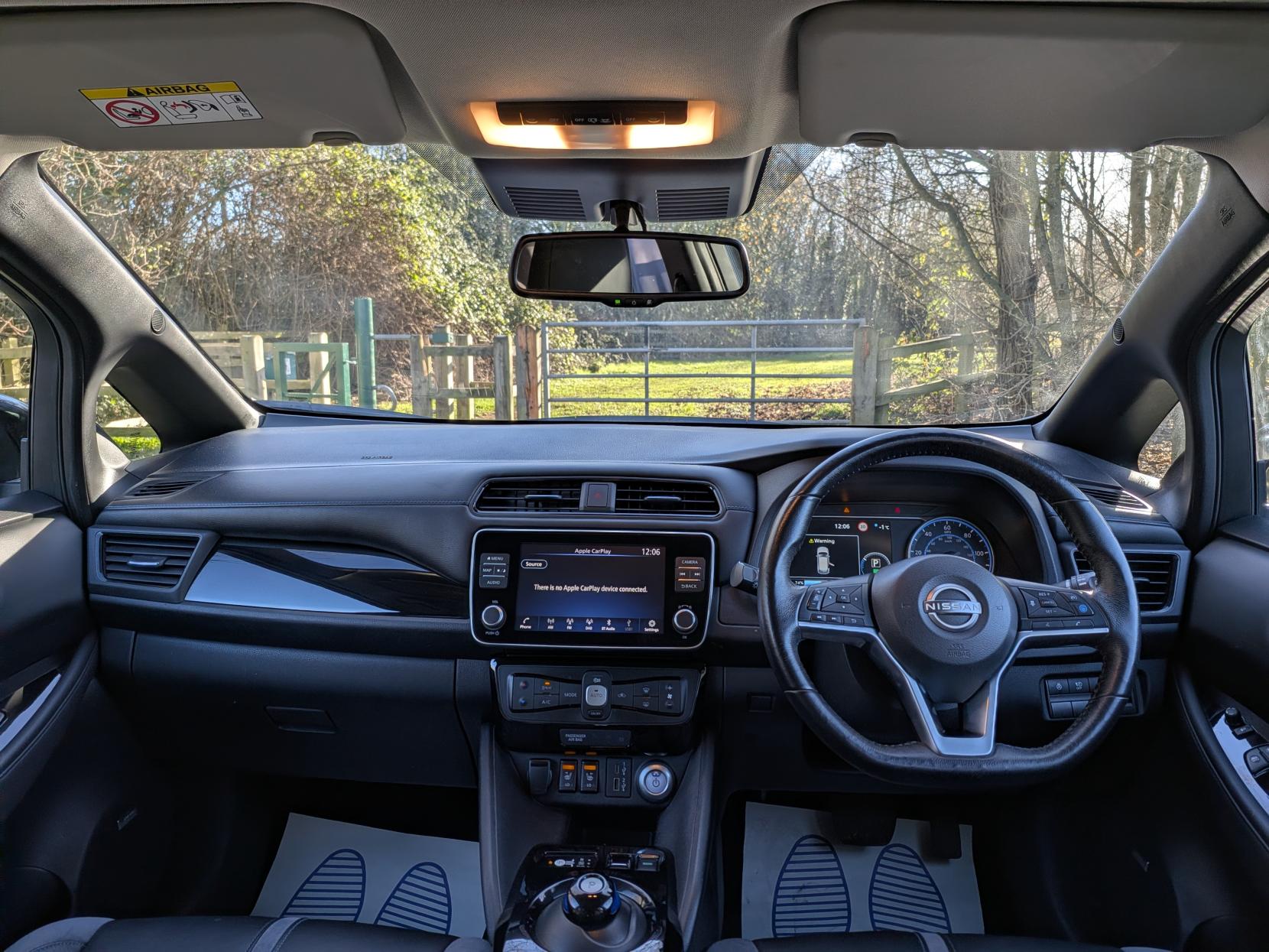 Nissan Leaf 39kWh Tekna Hatchback 5dr Electric Auto (150 ps)