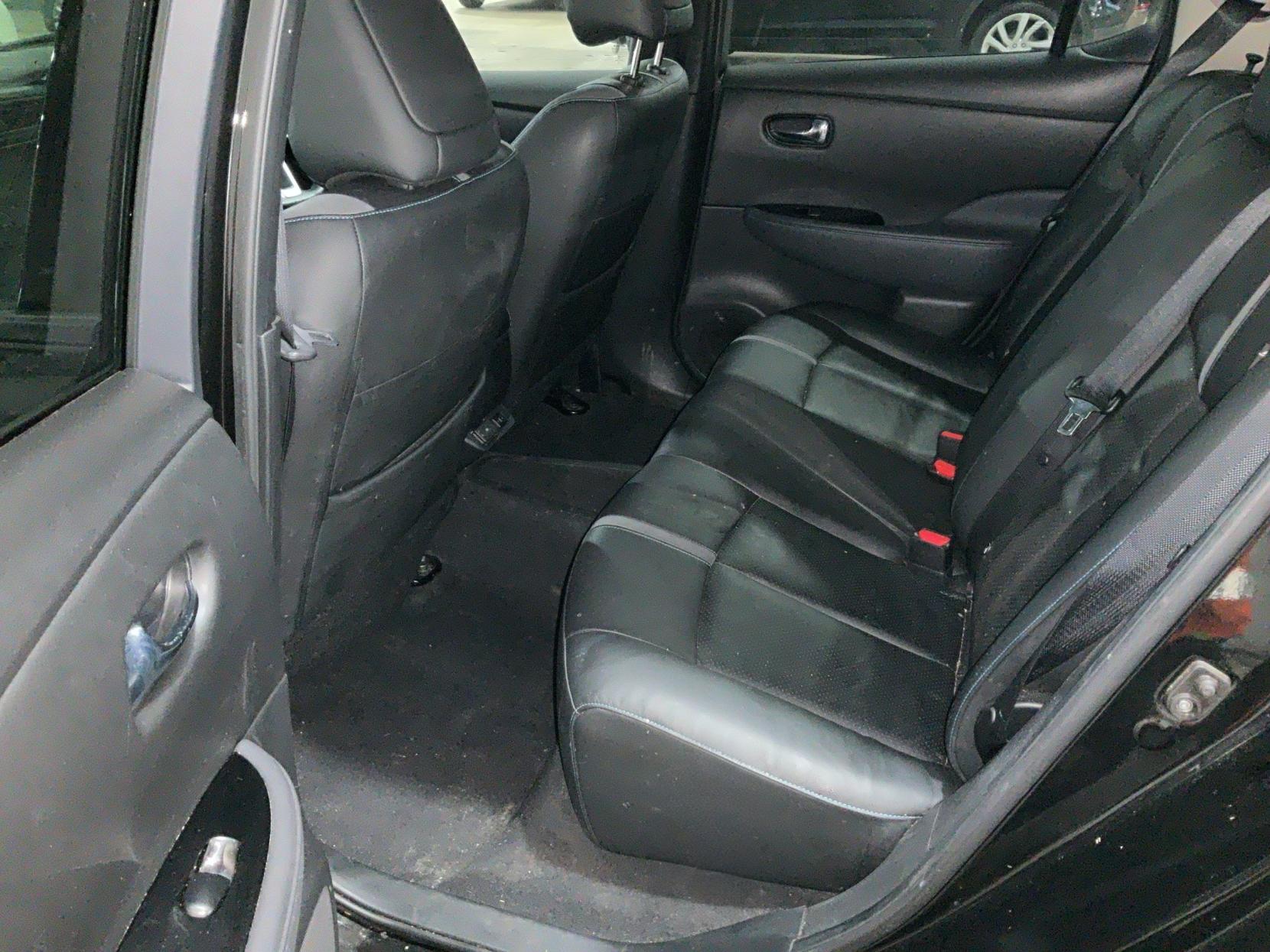 Nissan Leaf 39kWh Tekna Hatchback 5dr Electric Auto (150 ps)