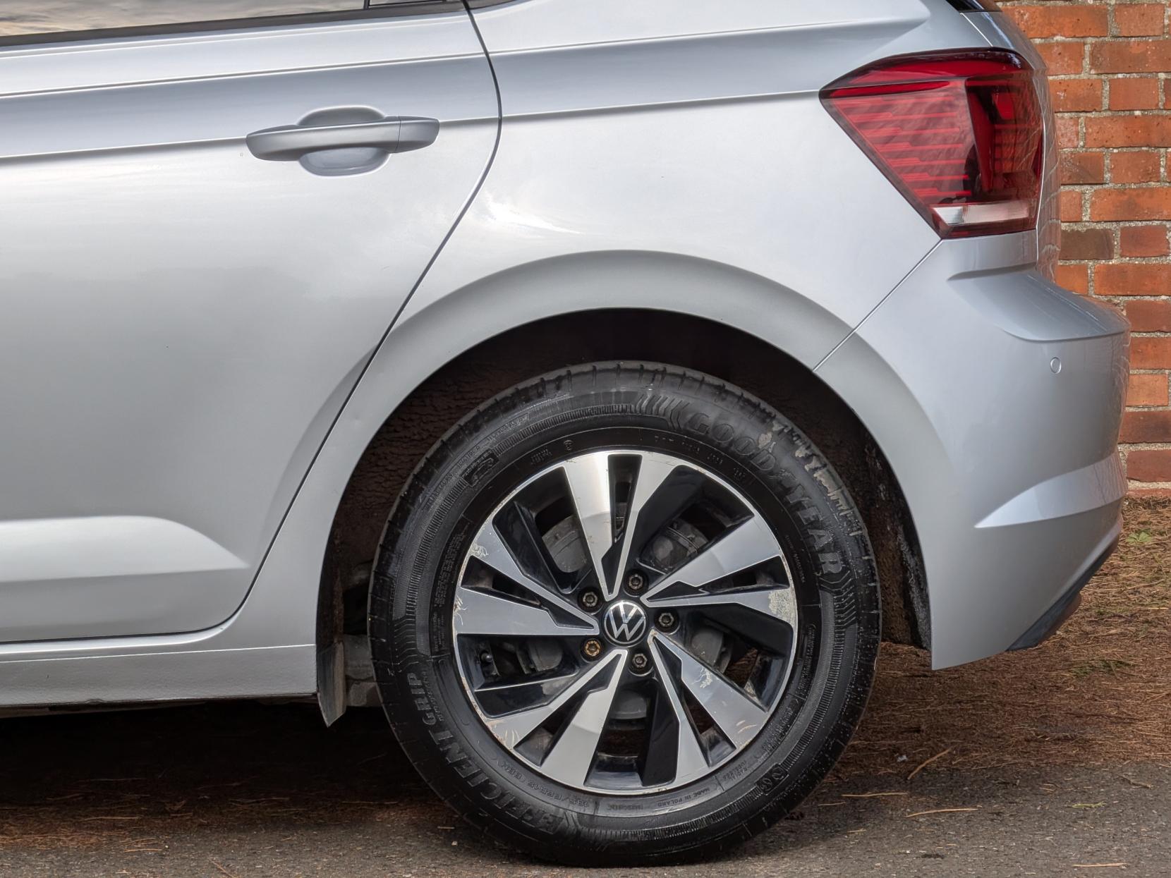 Volkswagen Polo 1.0 TSI Match Hatchback 5dr Petrol DSG Euro 6 (s/s) (95 ps)