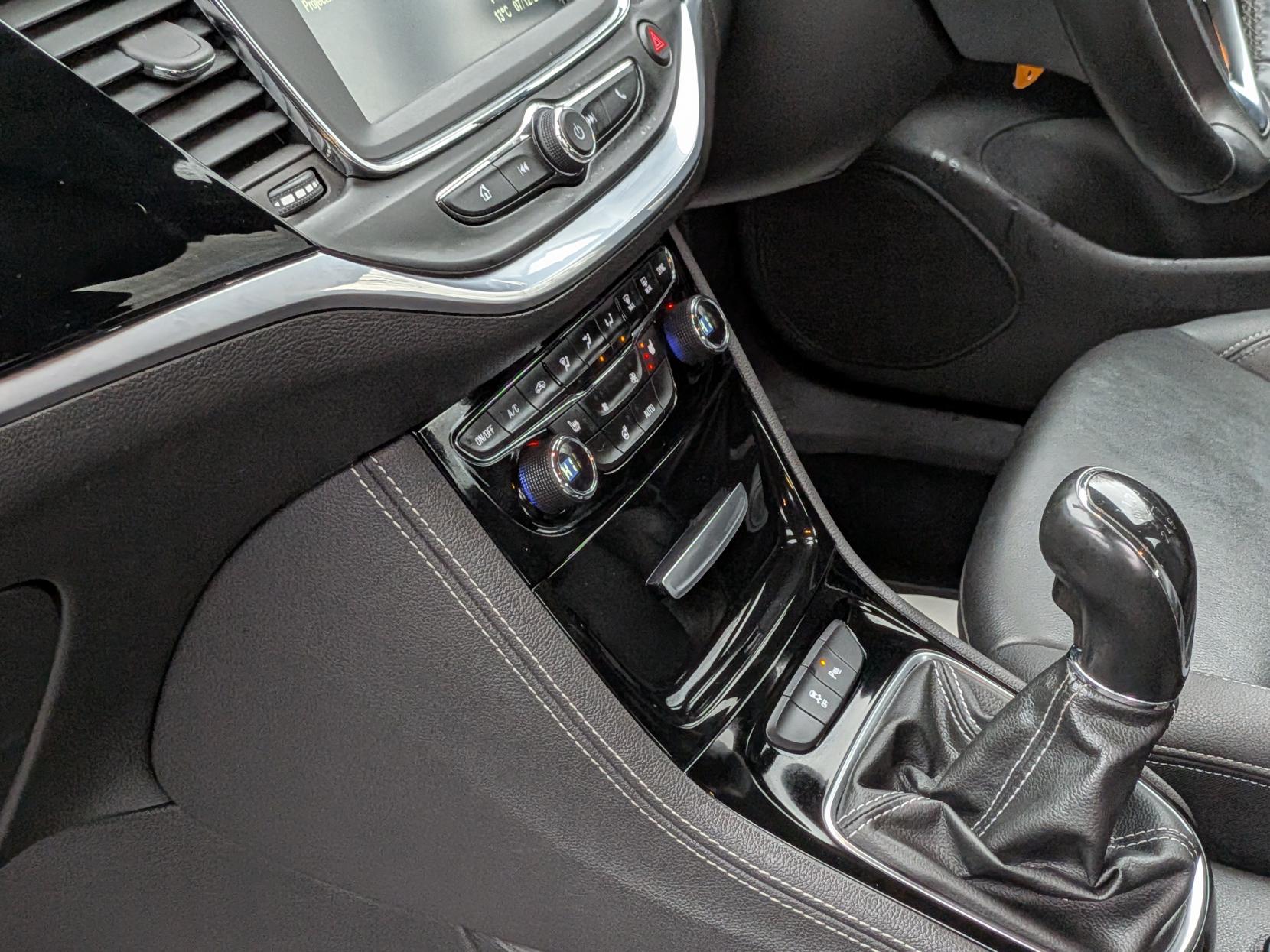 Vauxhall Astra 1.4i Turbo Elite Hatchback 5dr Petrol Manual Euro 6 (150 ps)