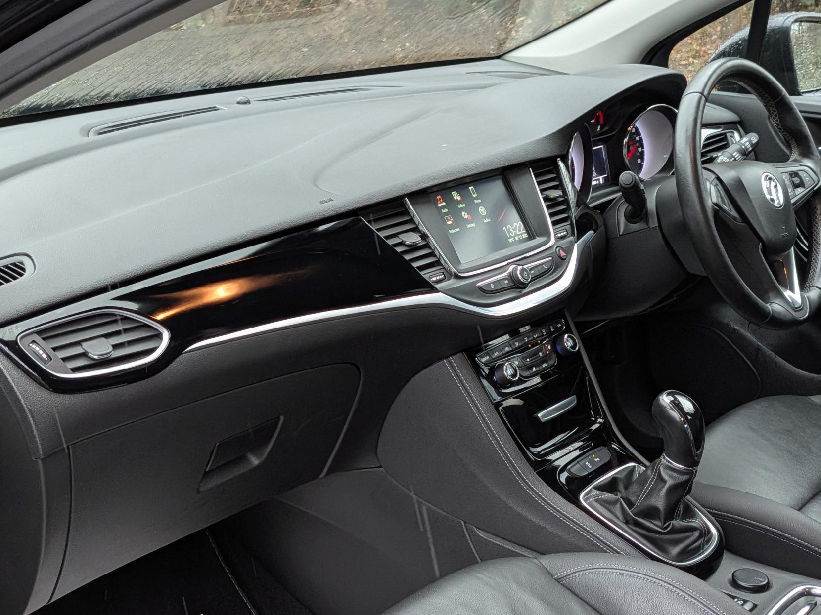 Vauxhall Astra 1.4i Turbo Elite Hatchback 5dr Petrol Manual Euro 6 (150 ps)